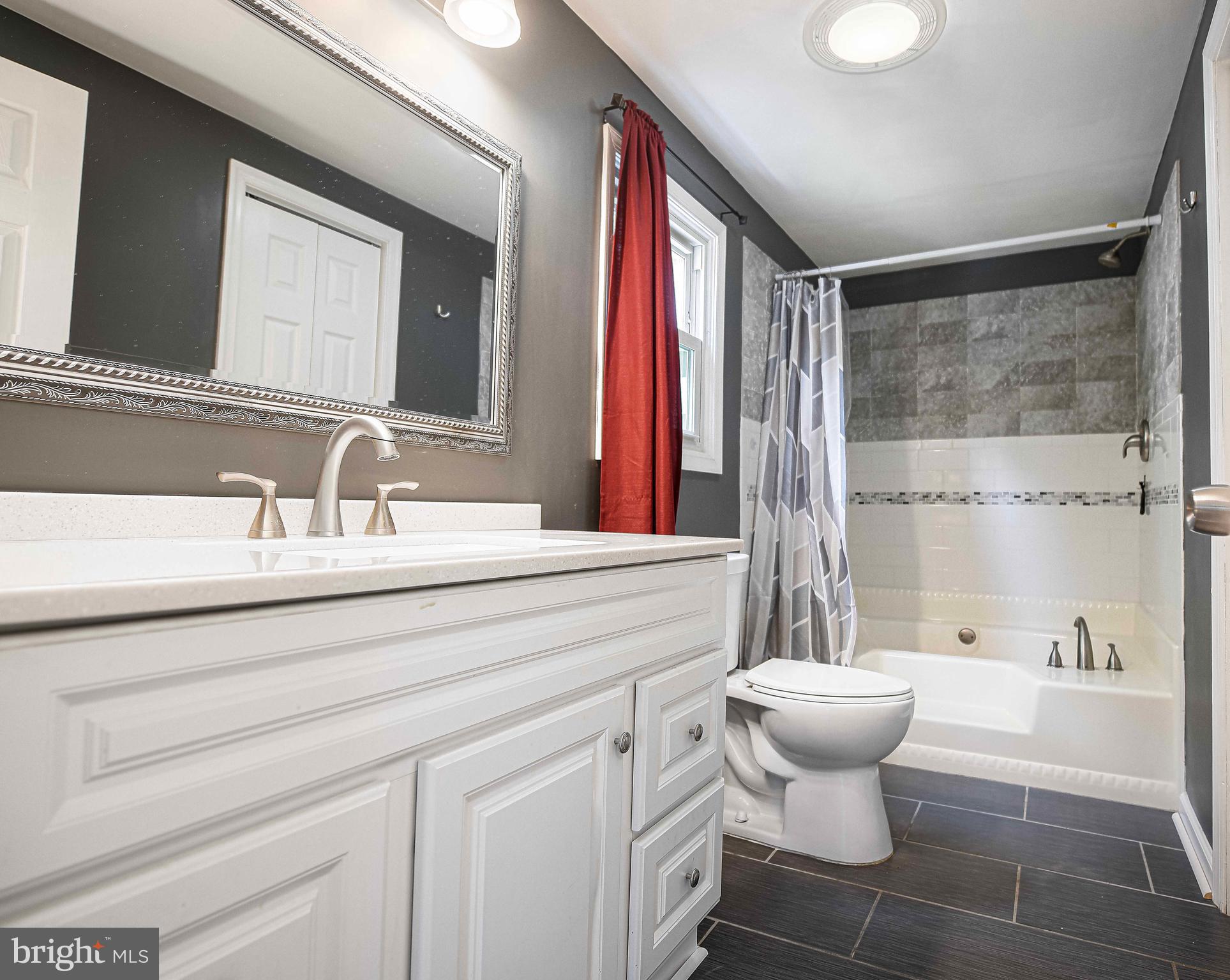 SOUTHRIDGE - Residential