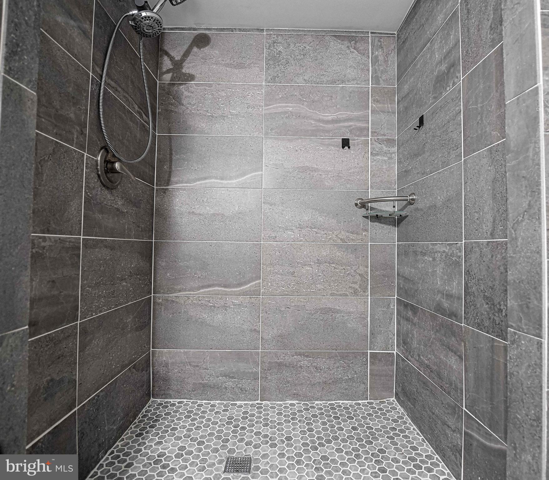 SOUTHRIDGE - Residential