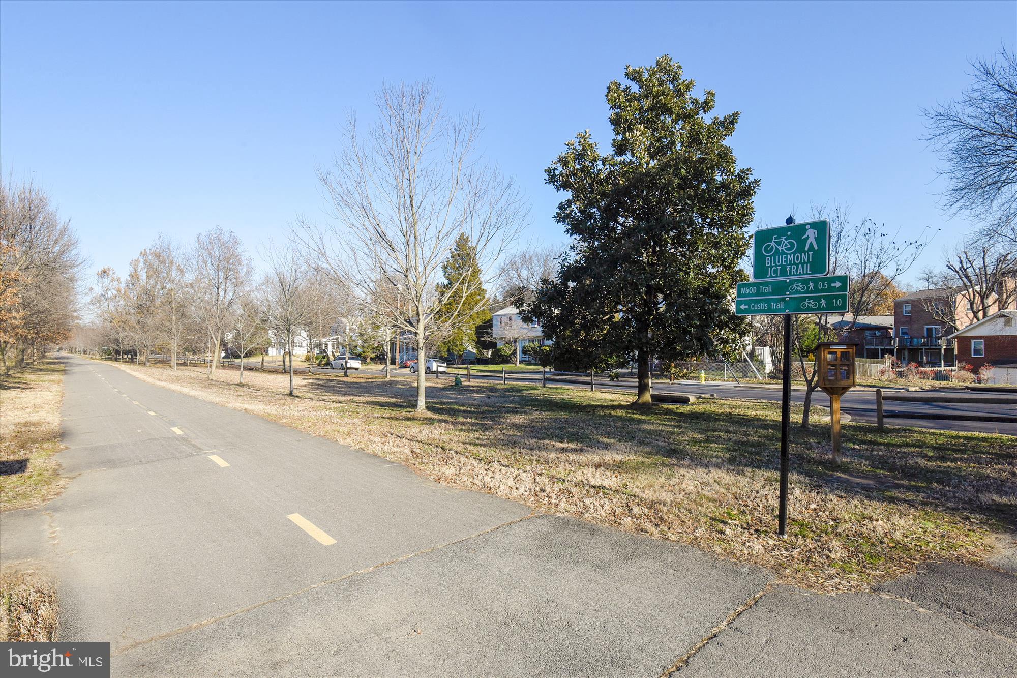 WESTVIEW AT BALLSTON METRO - Residential