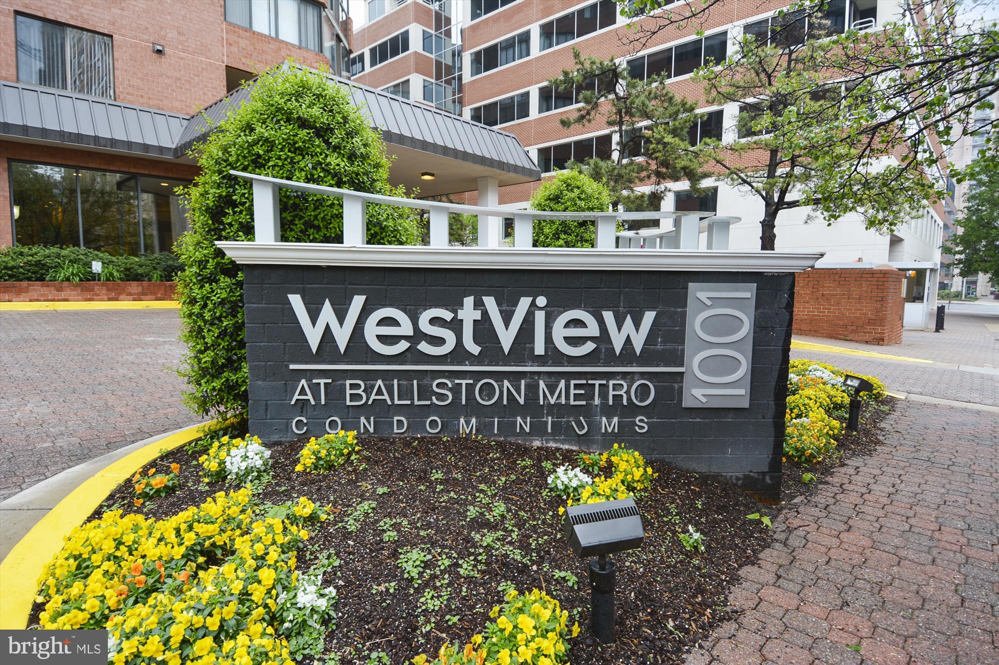 WESTVIEW AT BALLSTON METRO - Residential