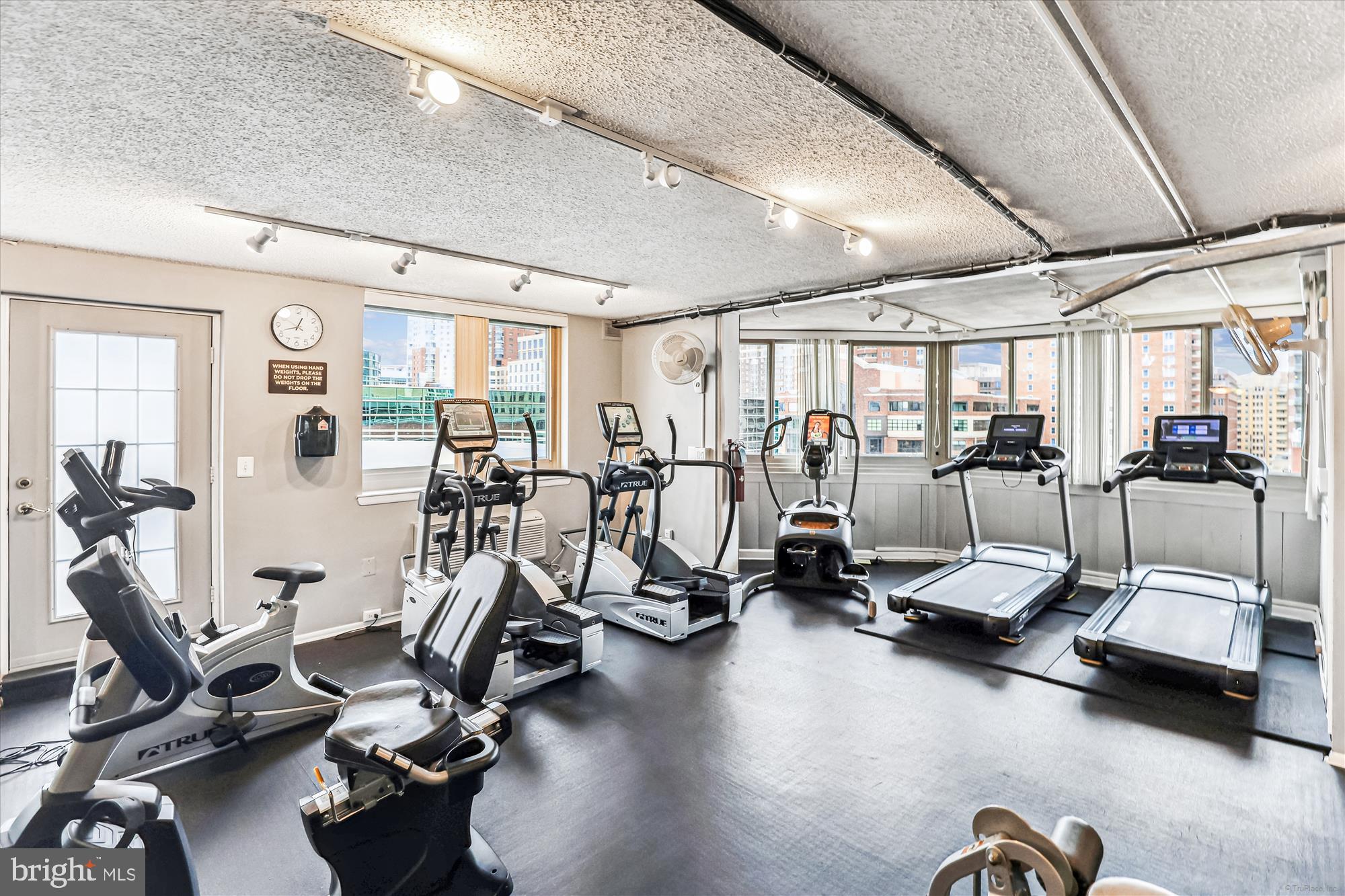 WESTVIEW AT BALLSTON METRO - Residential