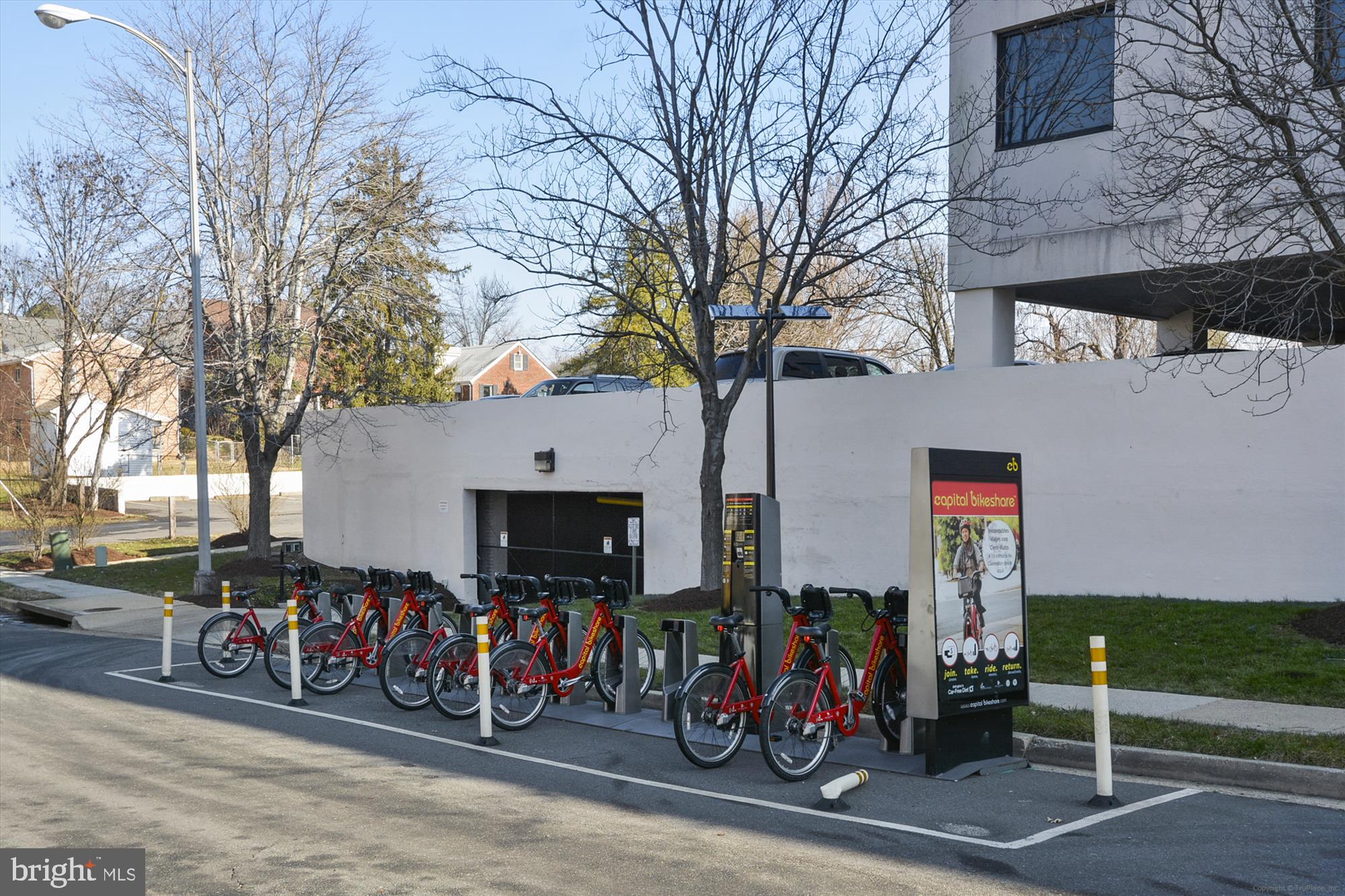 WESTVIEW AT BALLSTON METRO - Residential