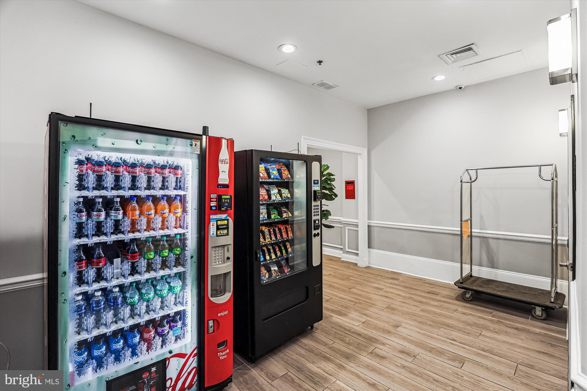 WESTVIEW AT BALLSTON METRO - Residential