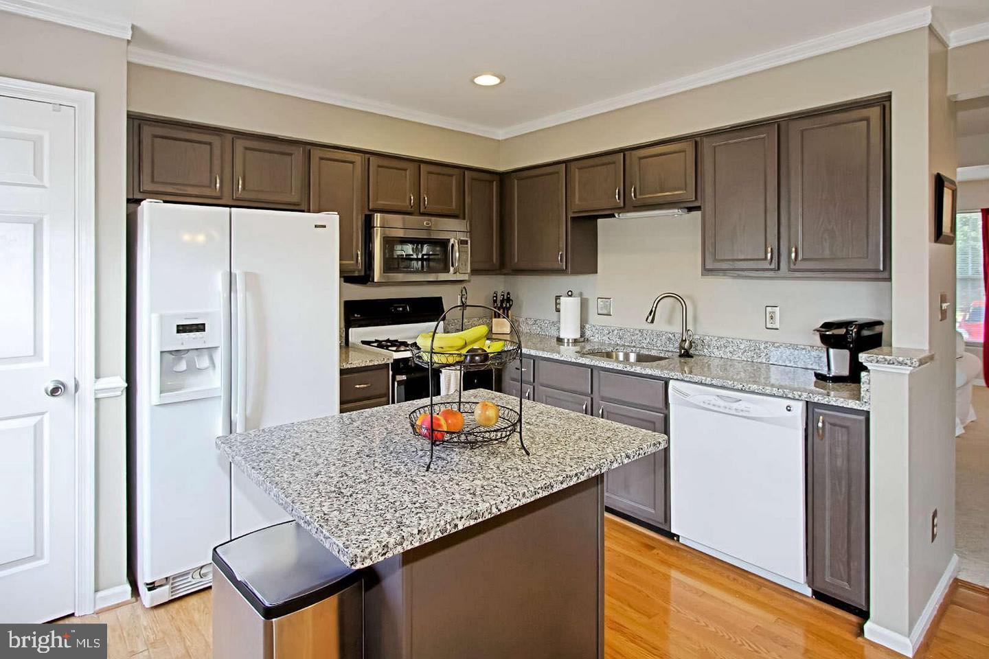 6337 LITTLEFIELD COURT