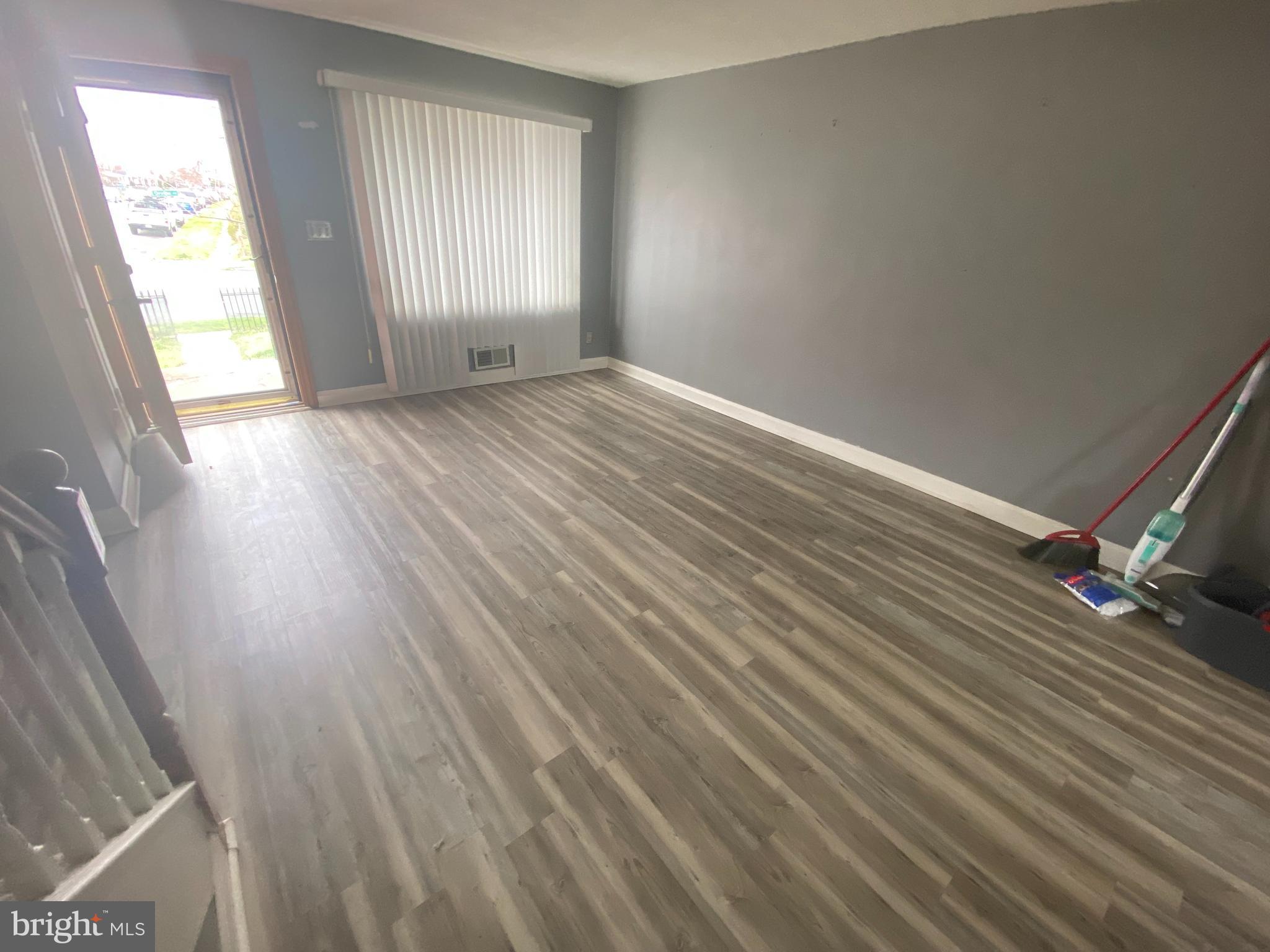 MIDDLESEX - Residential