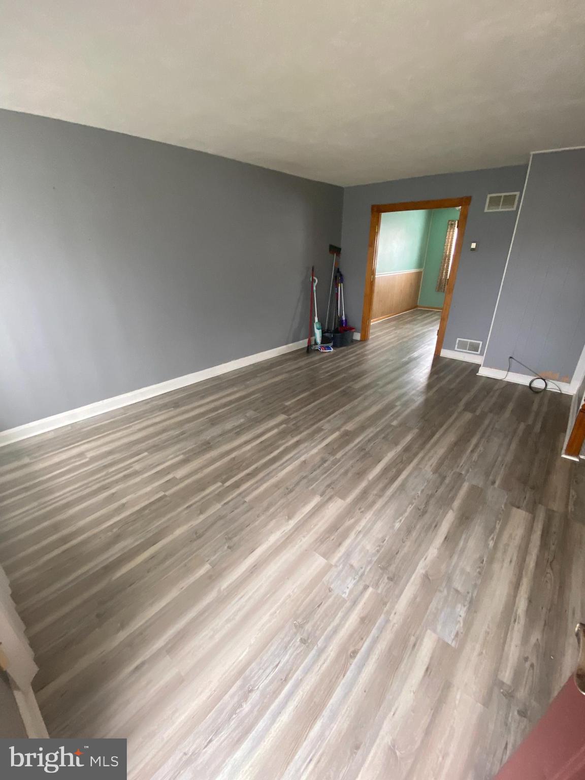 MIDDLESEX - Residential