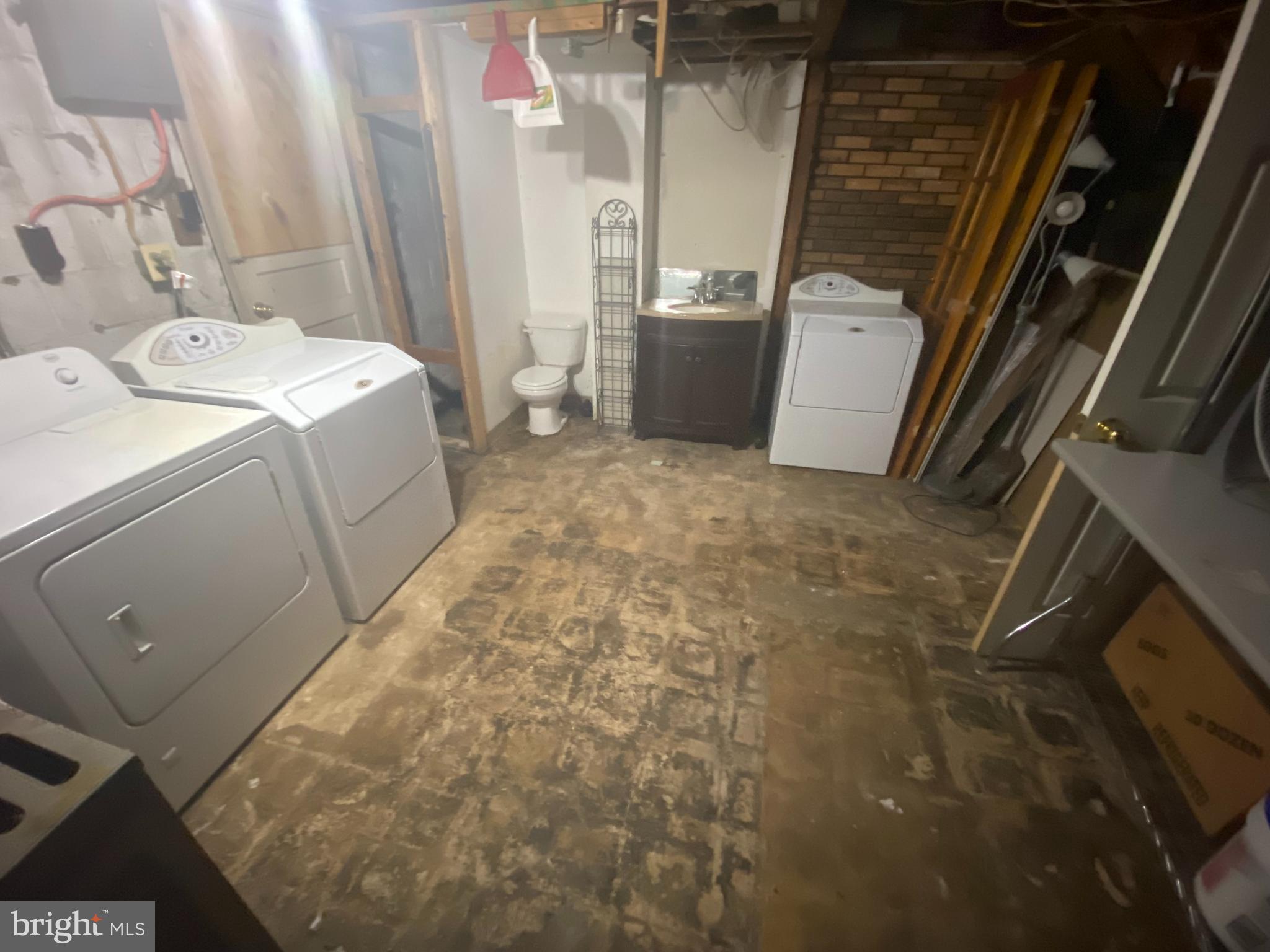 MIDDLESEX - Residential