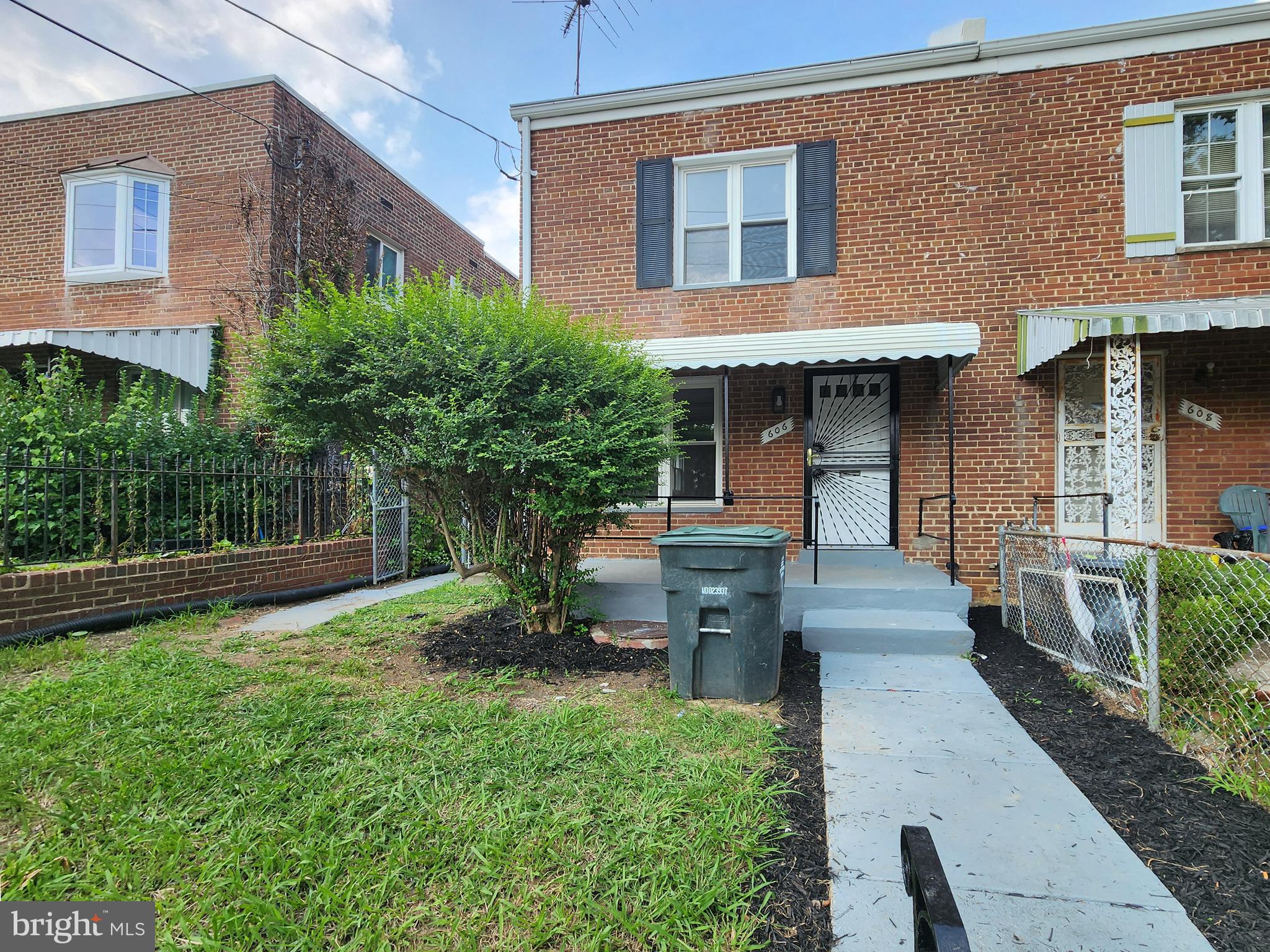 606 BRANDYWINE STREET SE
