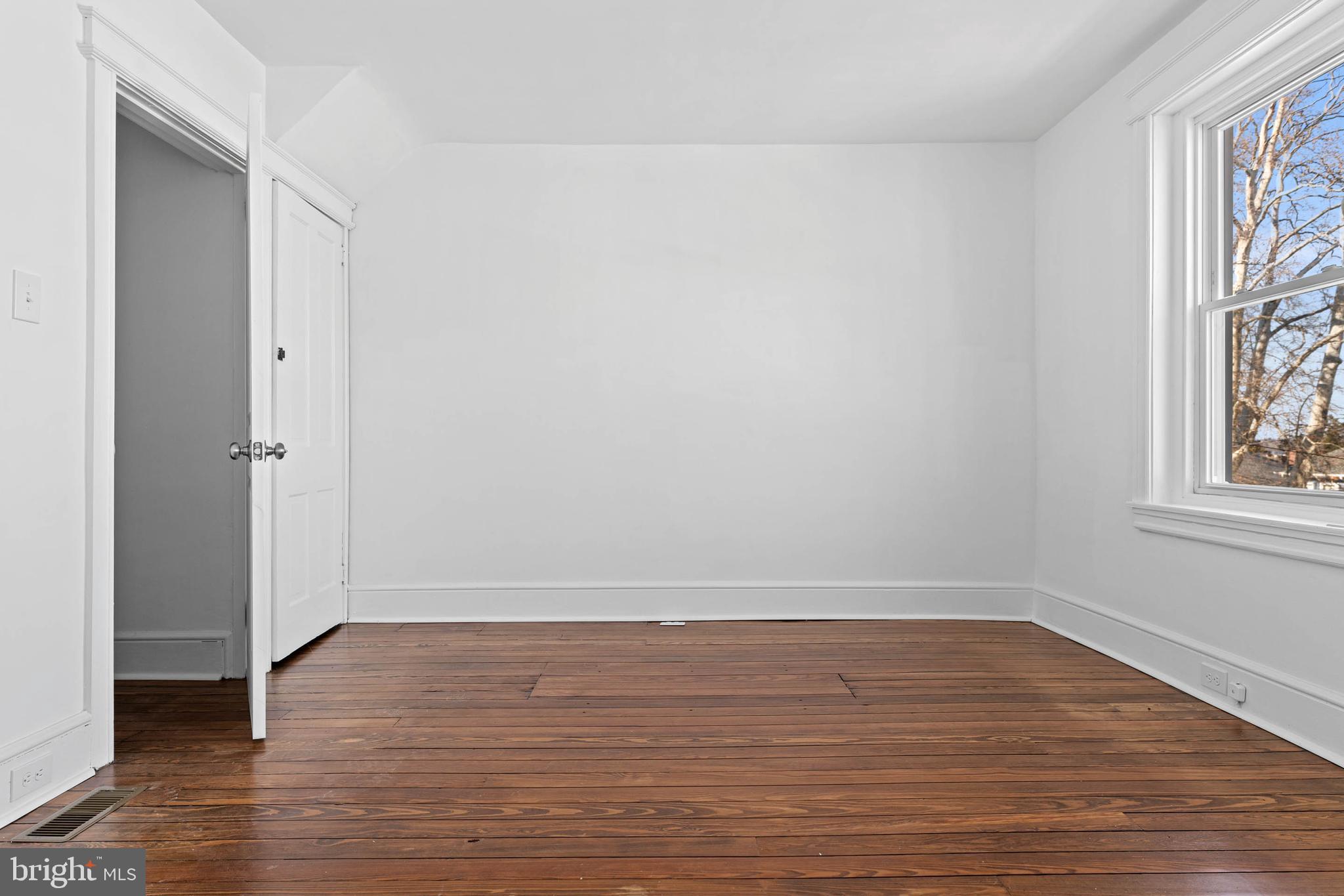 CONSHOHOCKEN - Residential