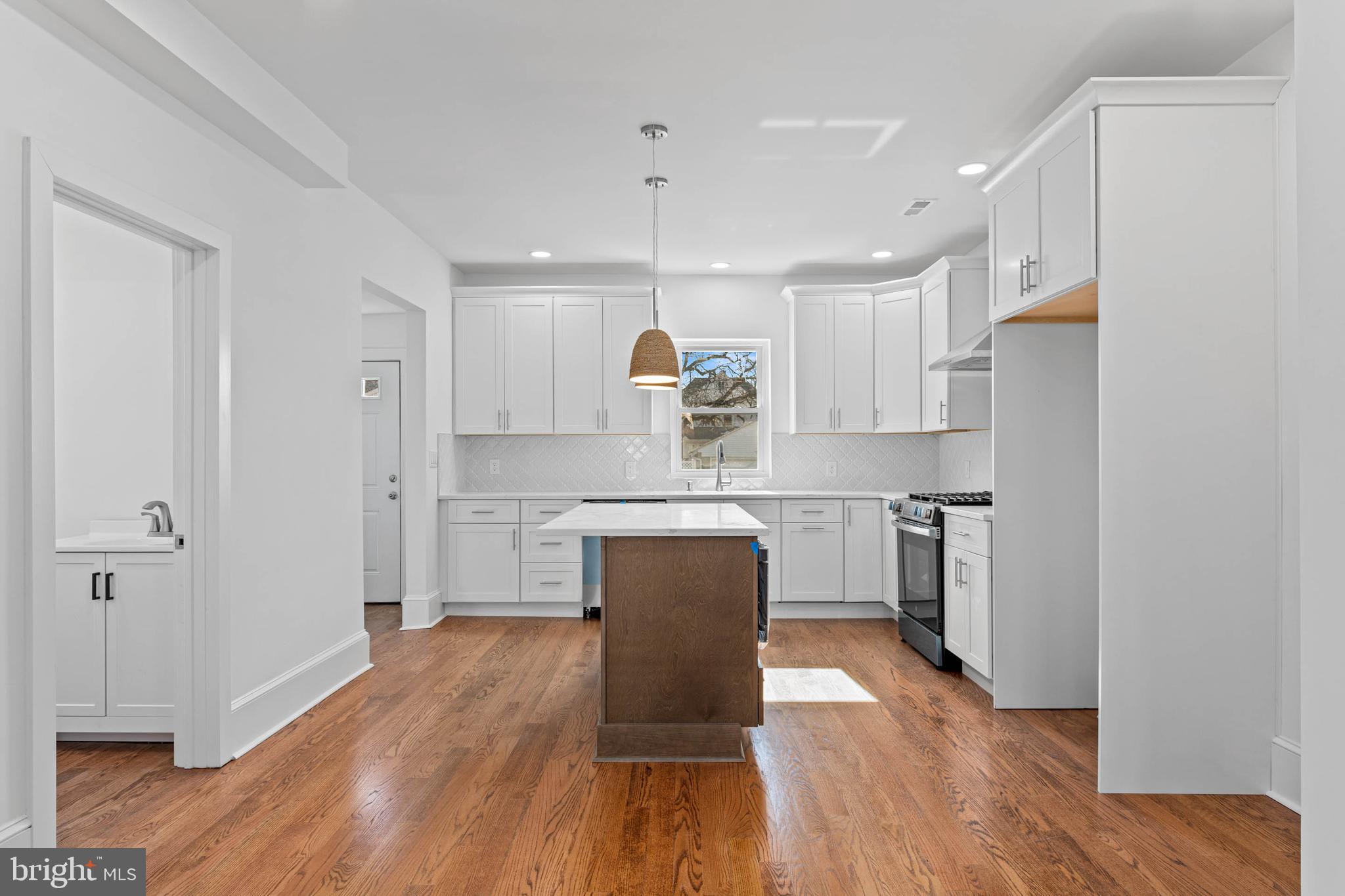 CONSHOHOCKEN - Residential