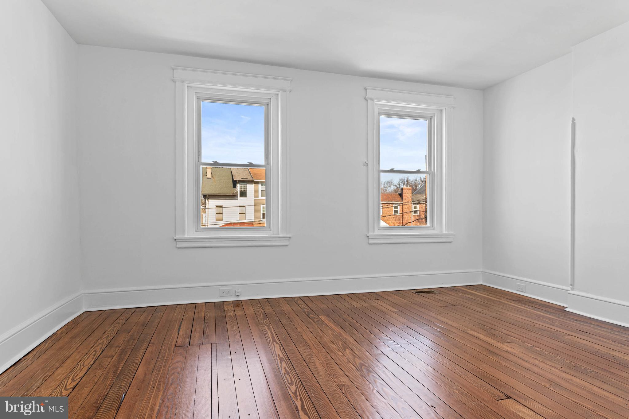 CONSHOHOCKEN - Residential