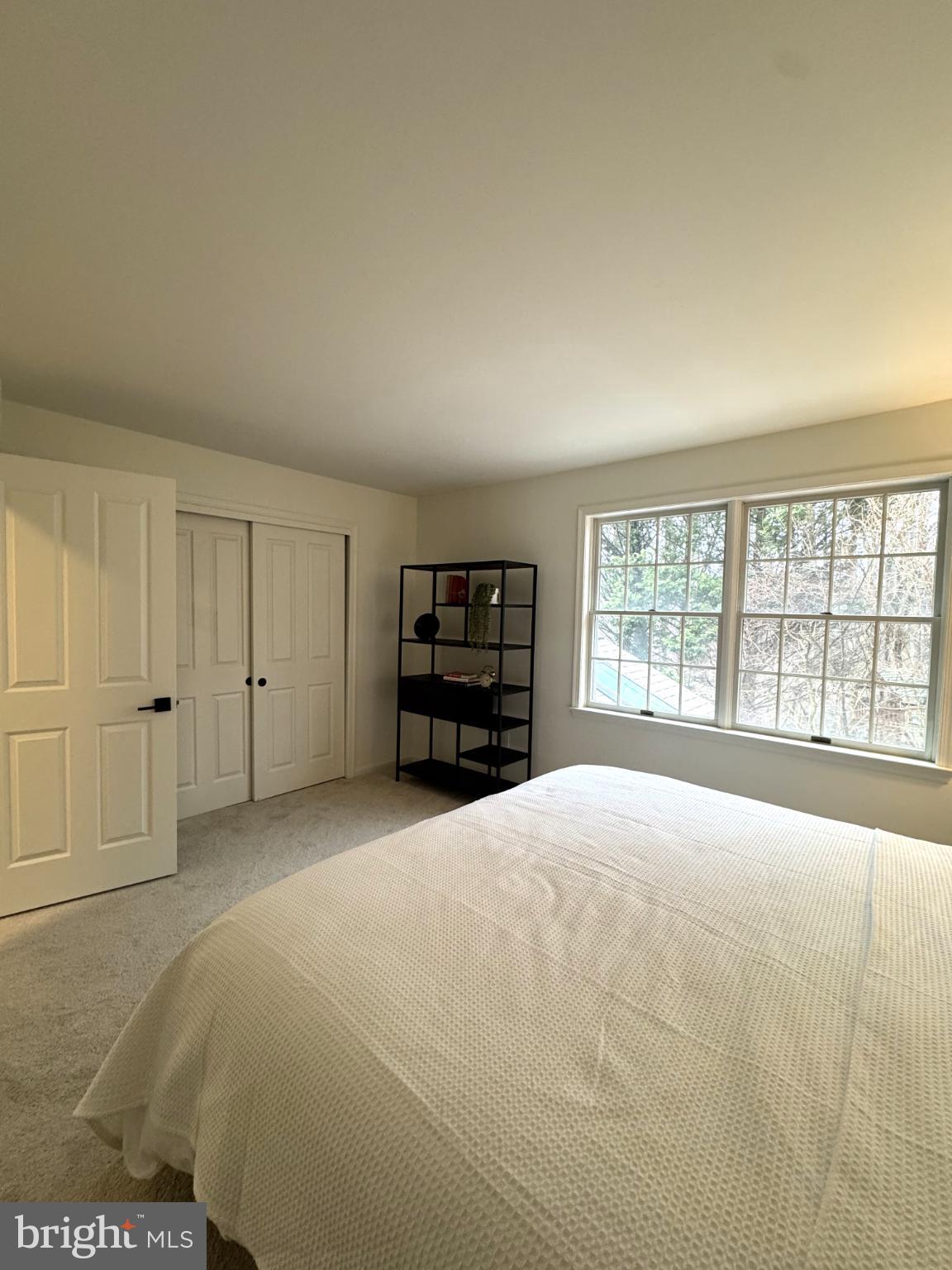 RIVER HILL - Residential