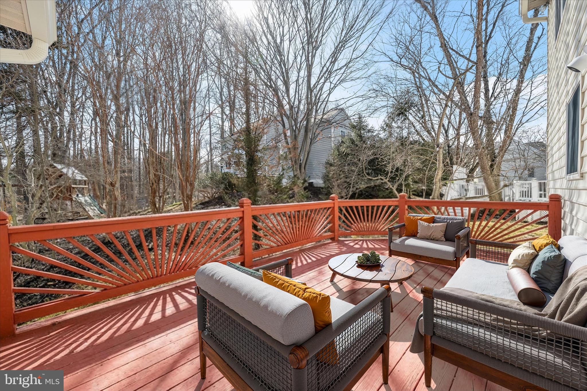 RIVER HILL - Residential