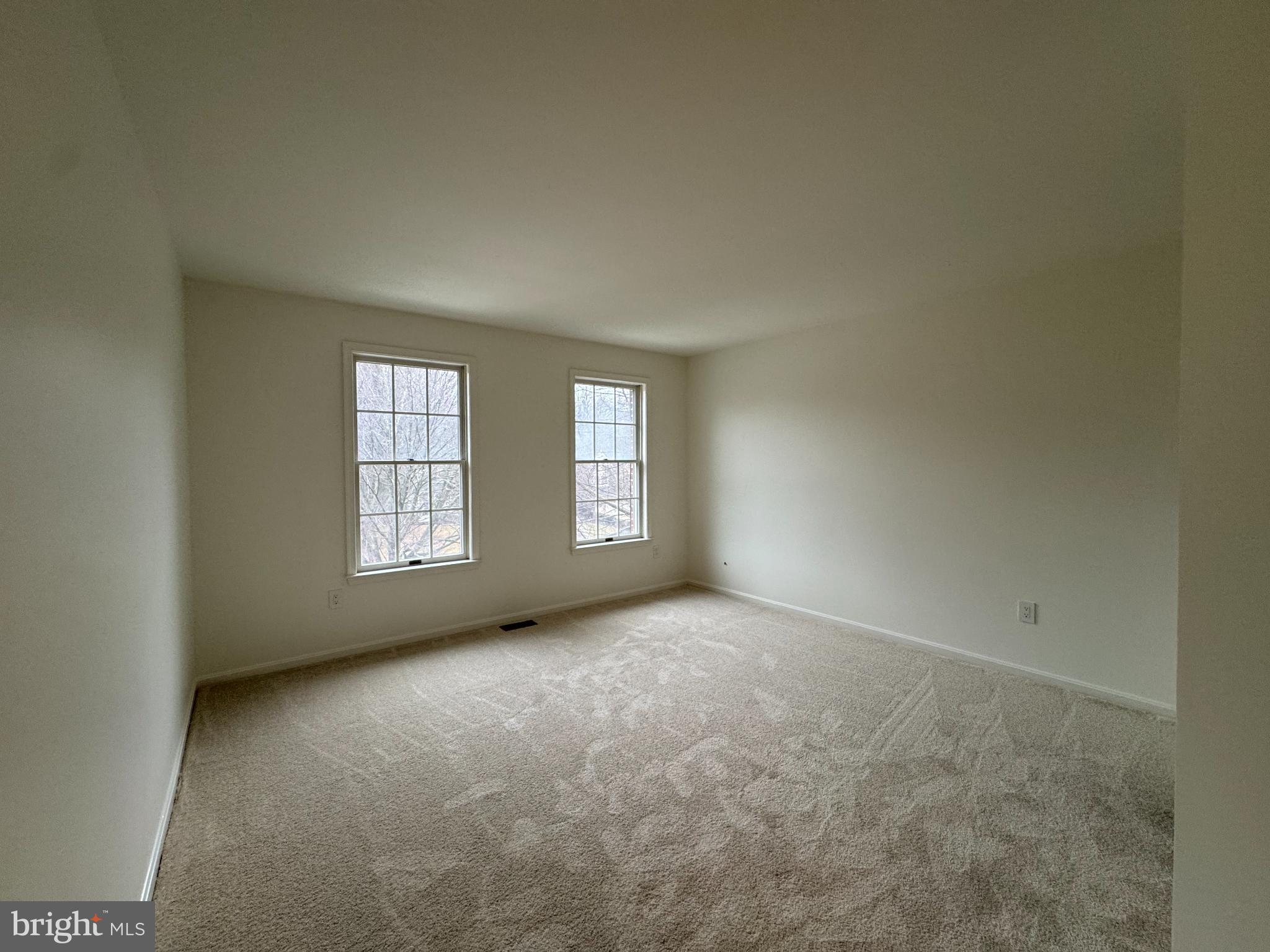 RIVER HILL - Residential