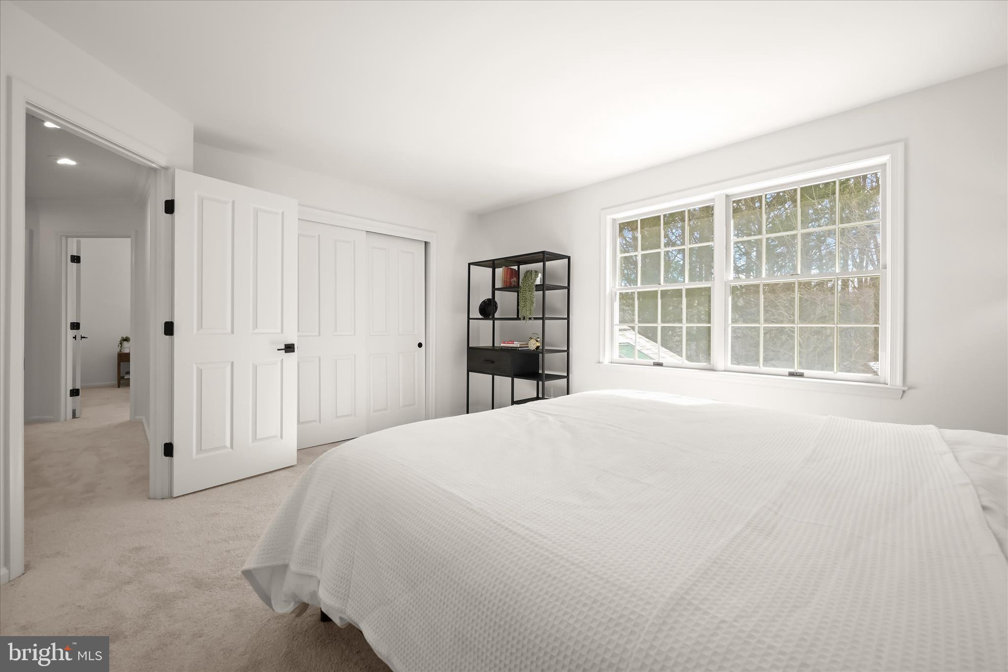 RIVER HILL - Residential