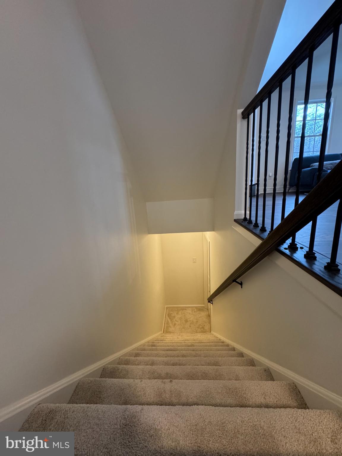 RIVER HILL - Residential