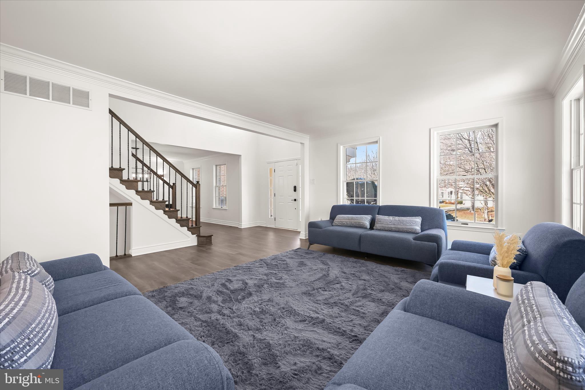 RIVER HILL - Residential