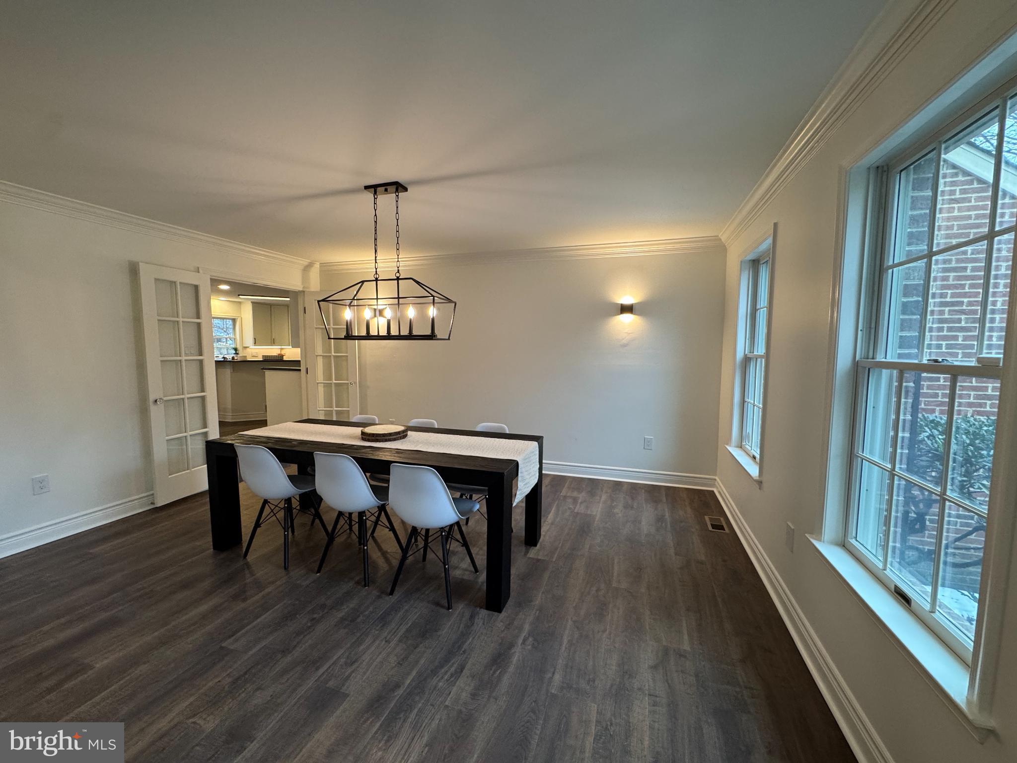 RIVER HILL - Residential