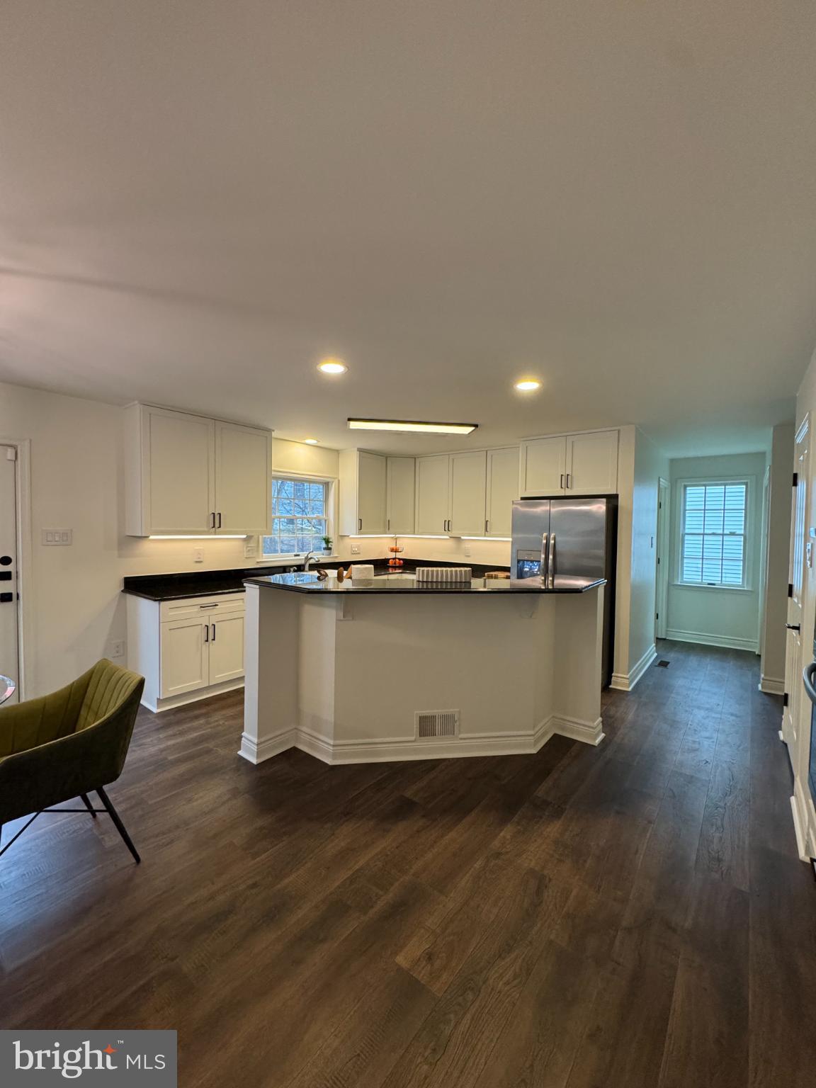 RIVER HILL - Residential