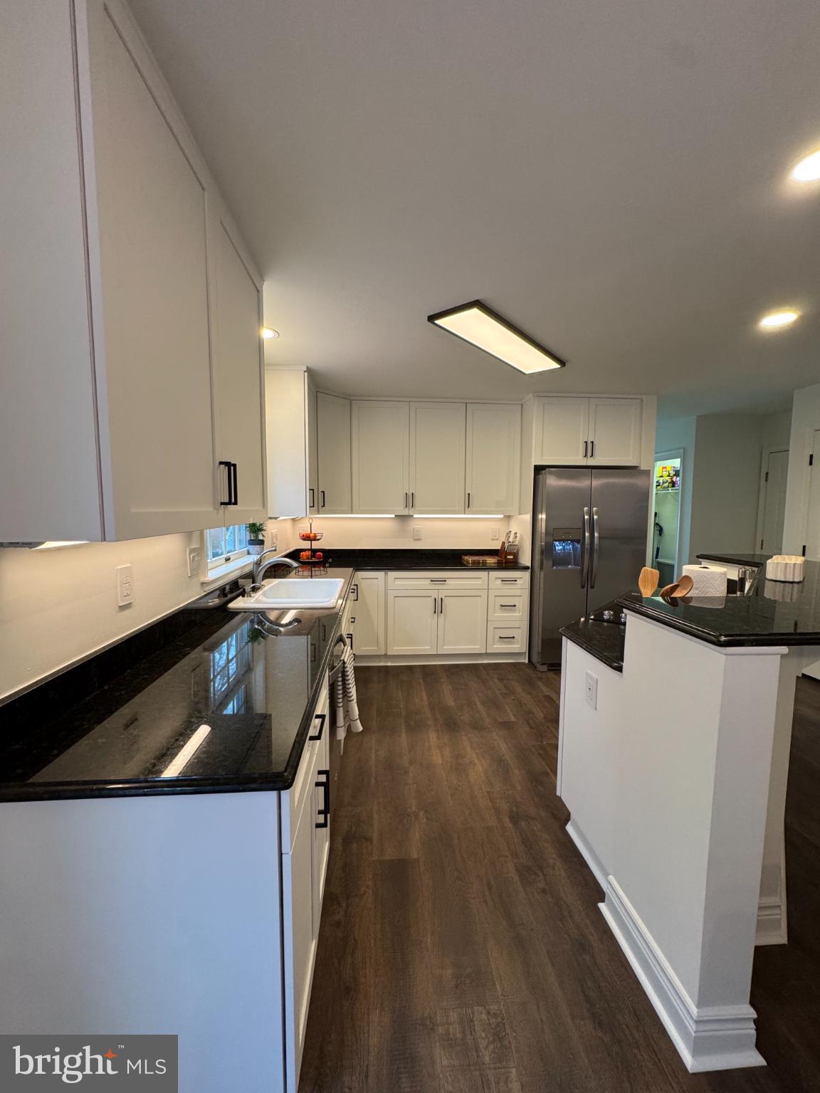 RIVER HILL - Residential