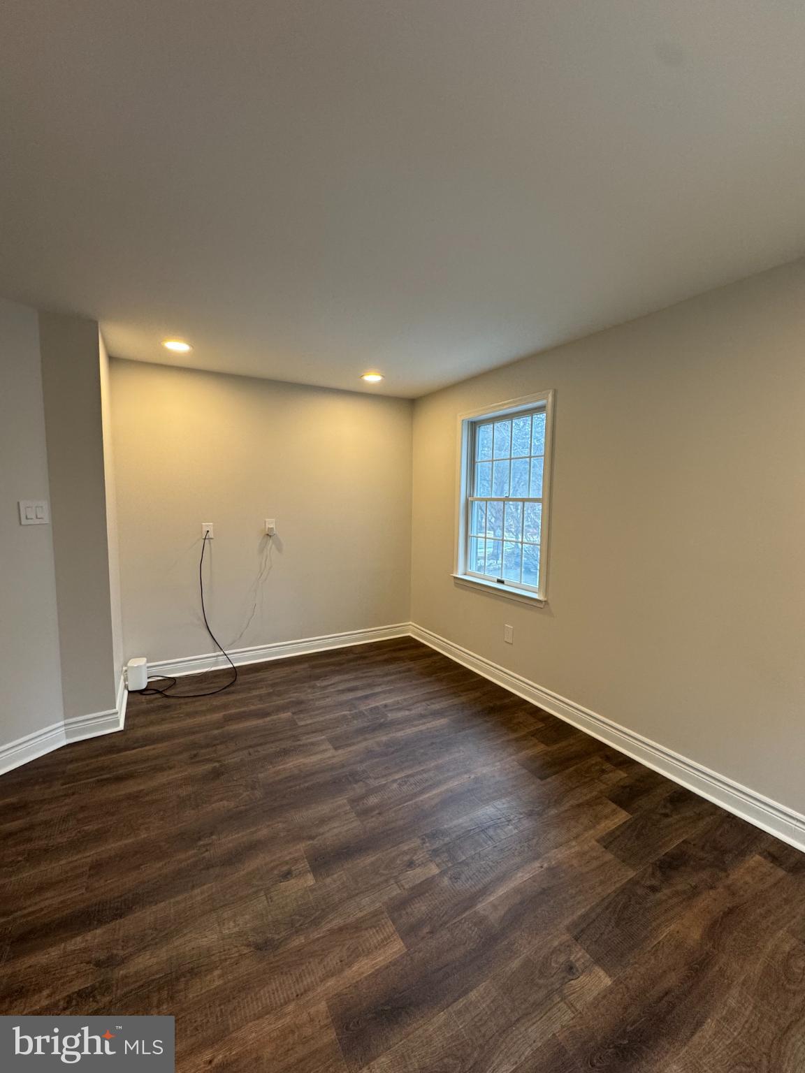 RIVER HILL - Residential