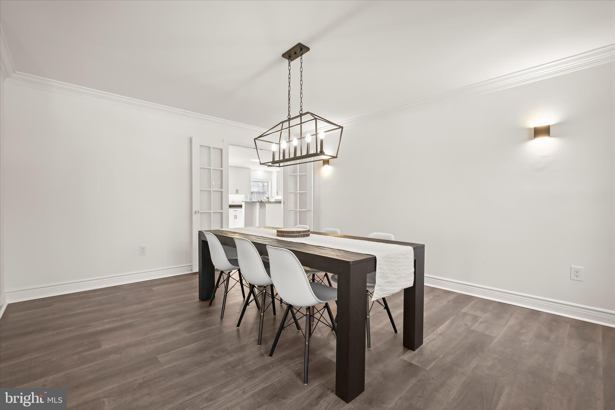 RIVER HILL - Residential