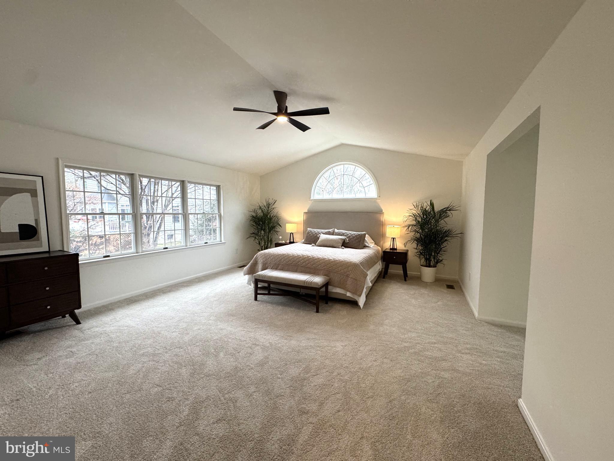 RIVER HILL - Residential