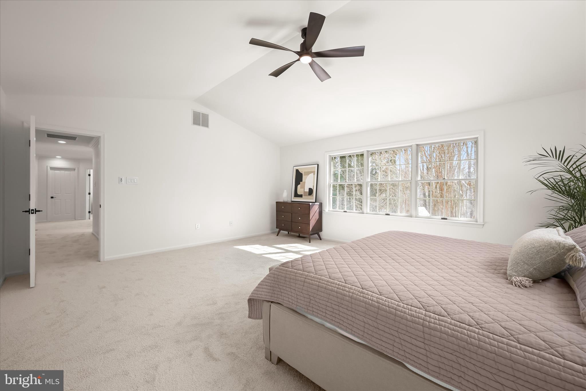 RIVER HILL - Residential