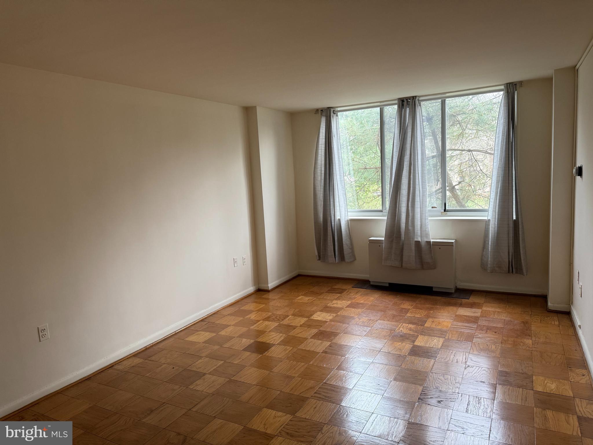 GROSVENOR PARK - Residential Lease