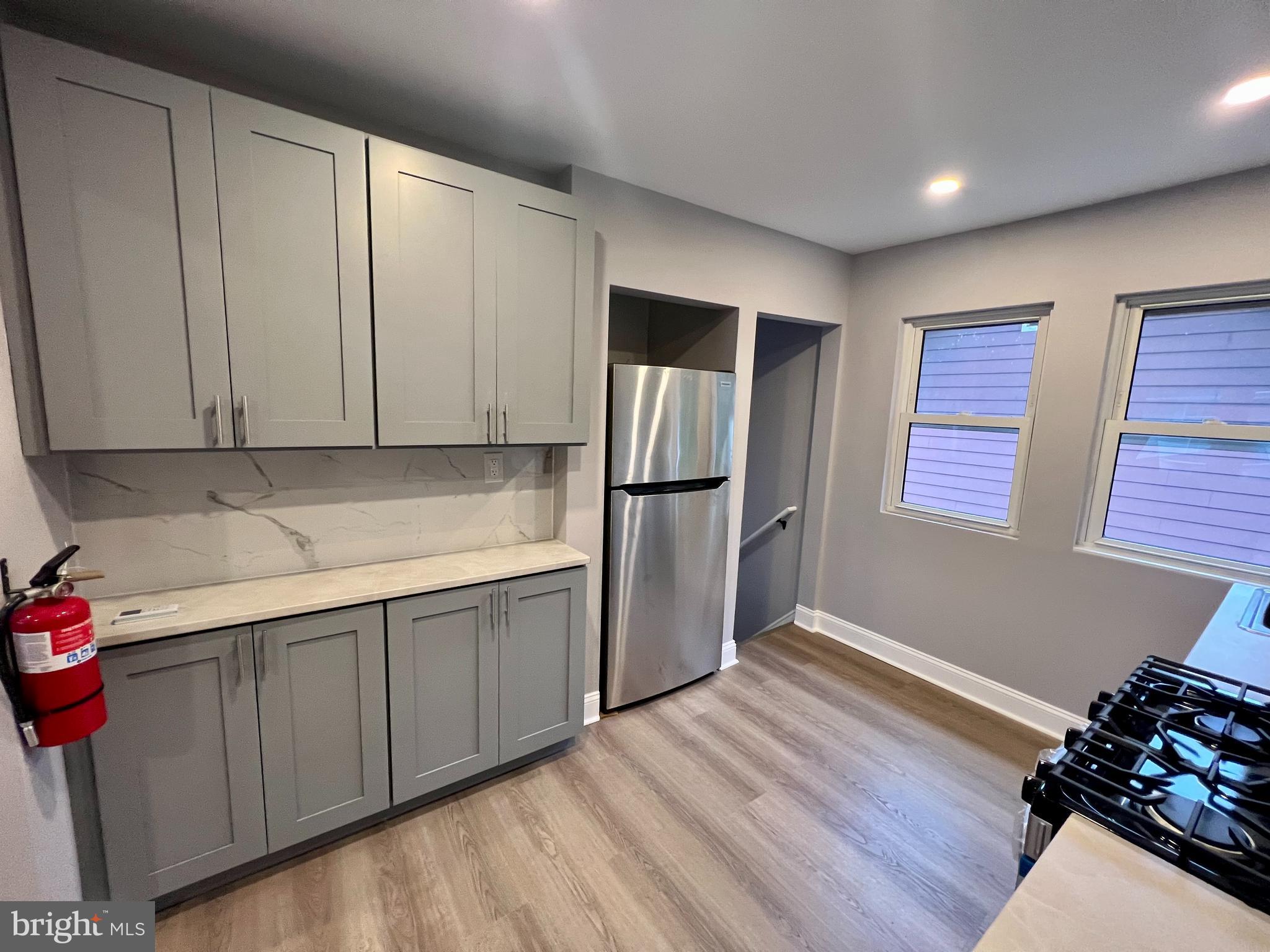 1301 NEWTON AVENUE B