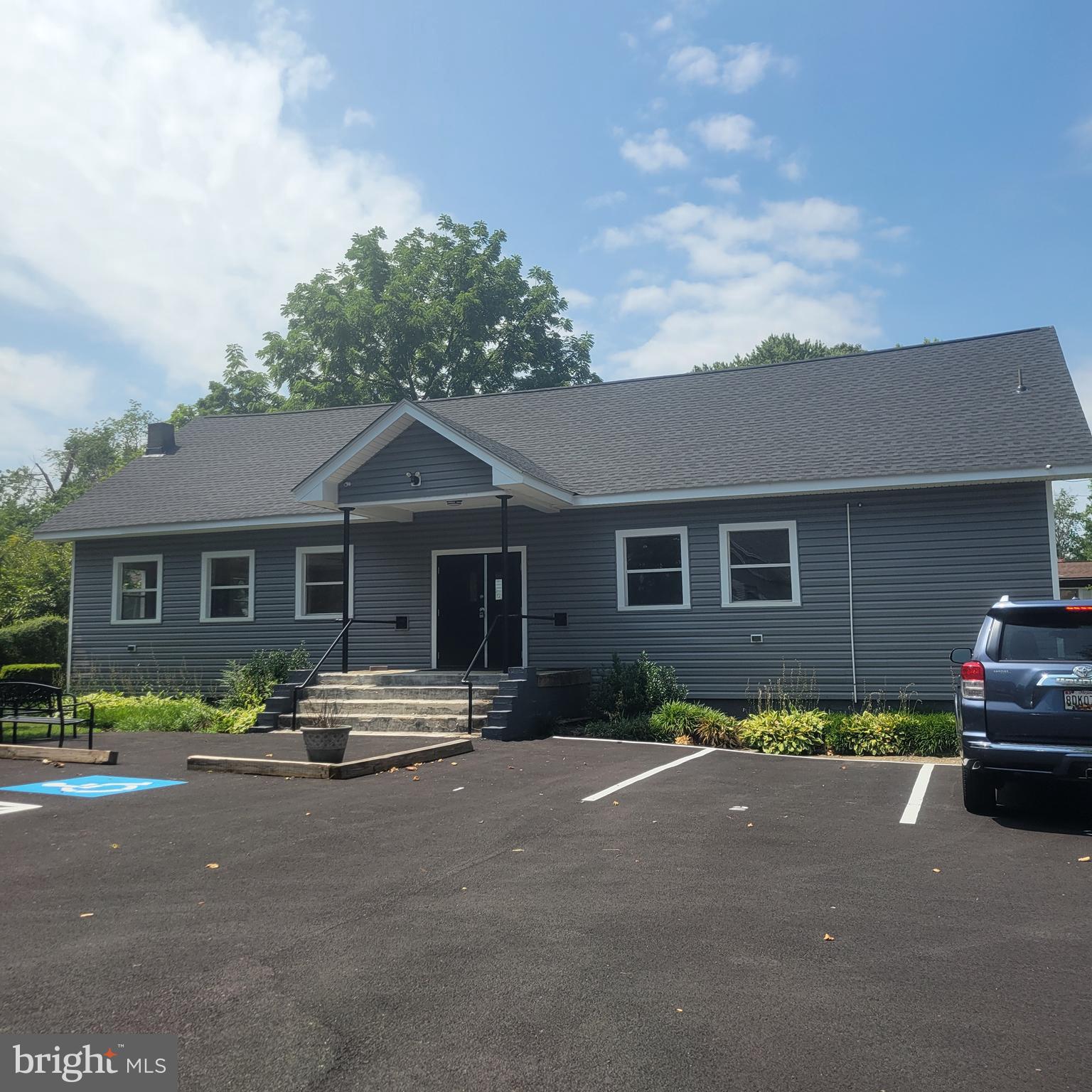 SYLVAN SHORES - Residential