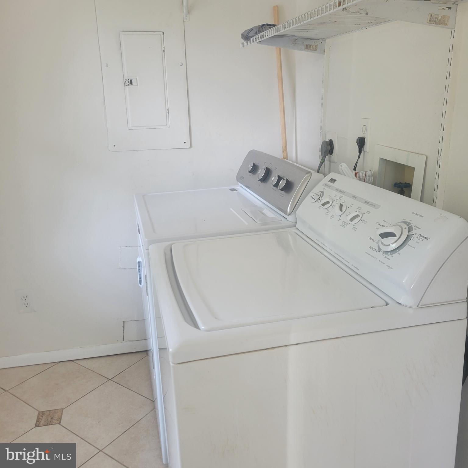 SYLVAN SHORES - Residential