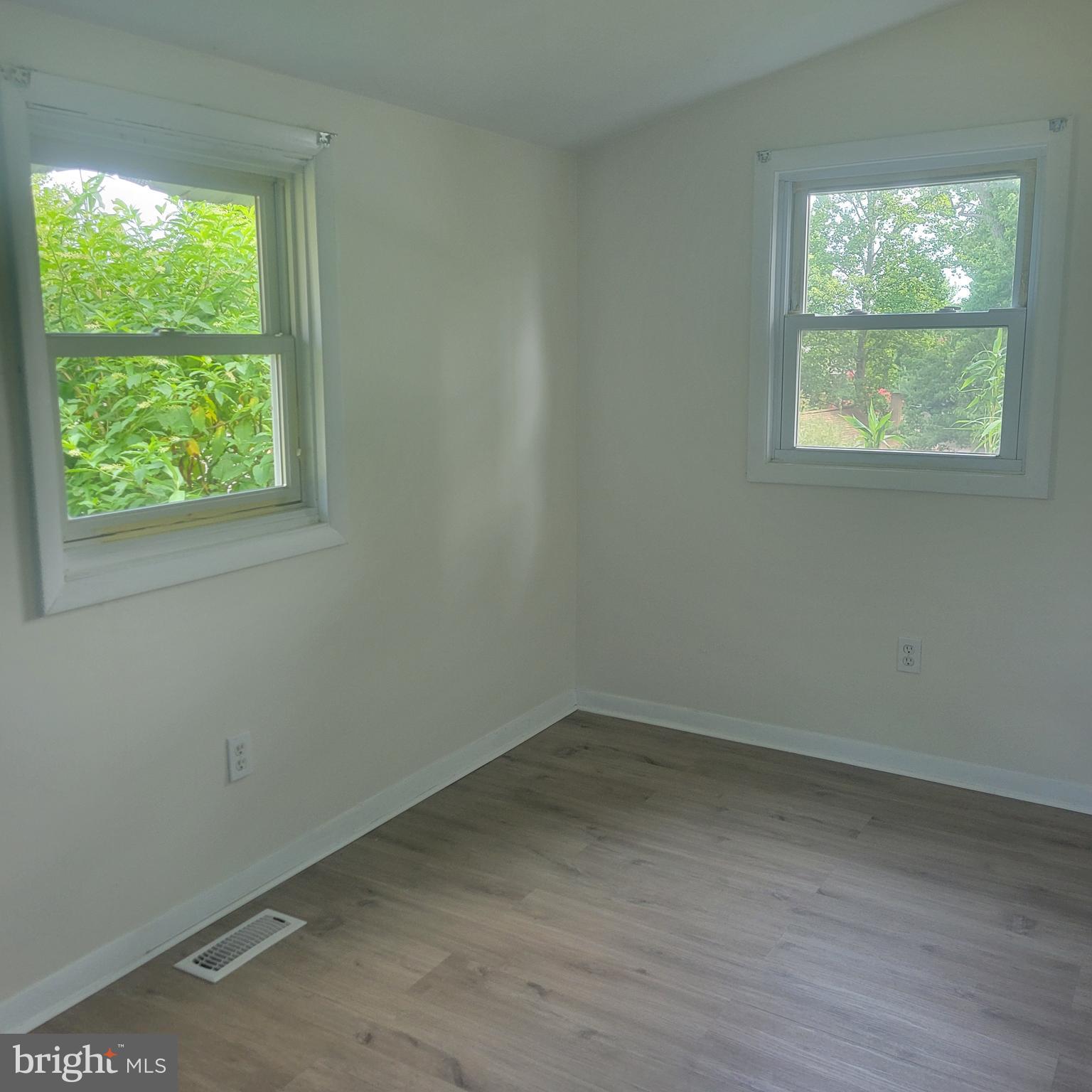 SYLVAN SHORES - Residential