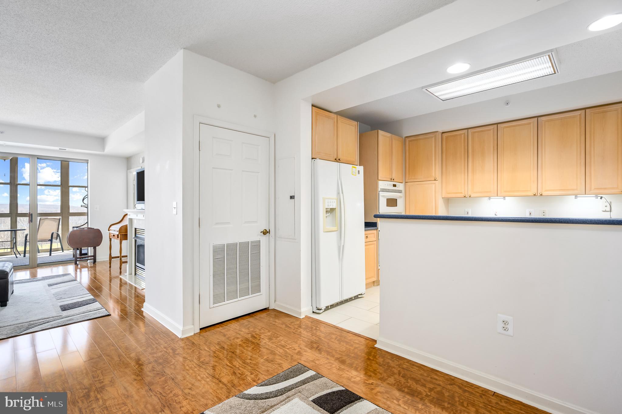 LANSDOWNE WOODS - Residential Lease