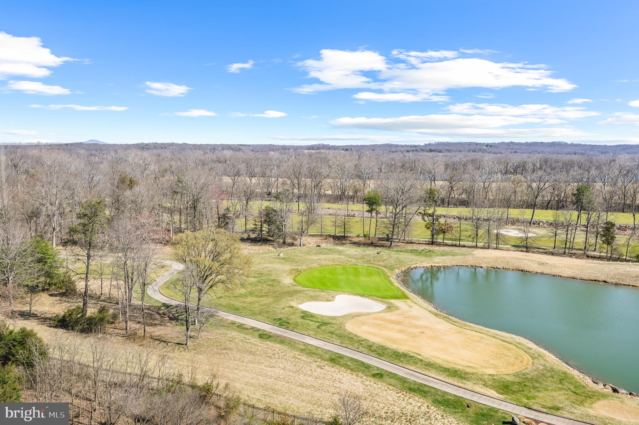 LANSDOWNE WOODS - Residential Lease