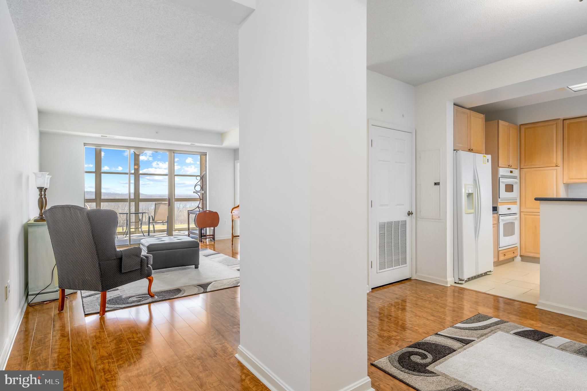 LANSDOWNE WOODS - Residential Lease