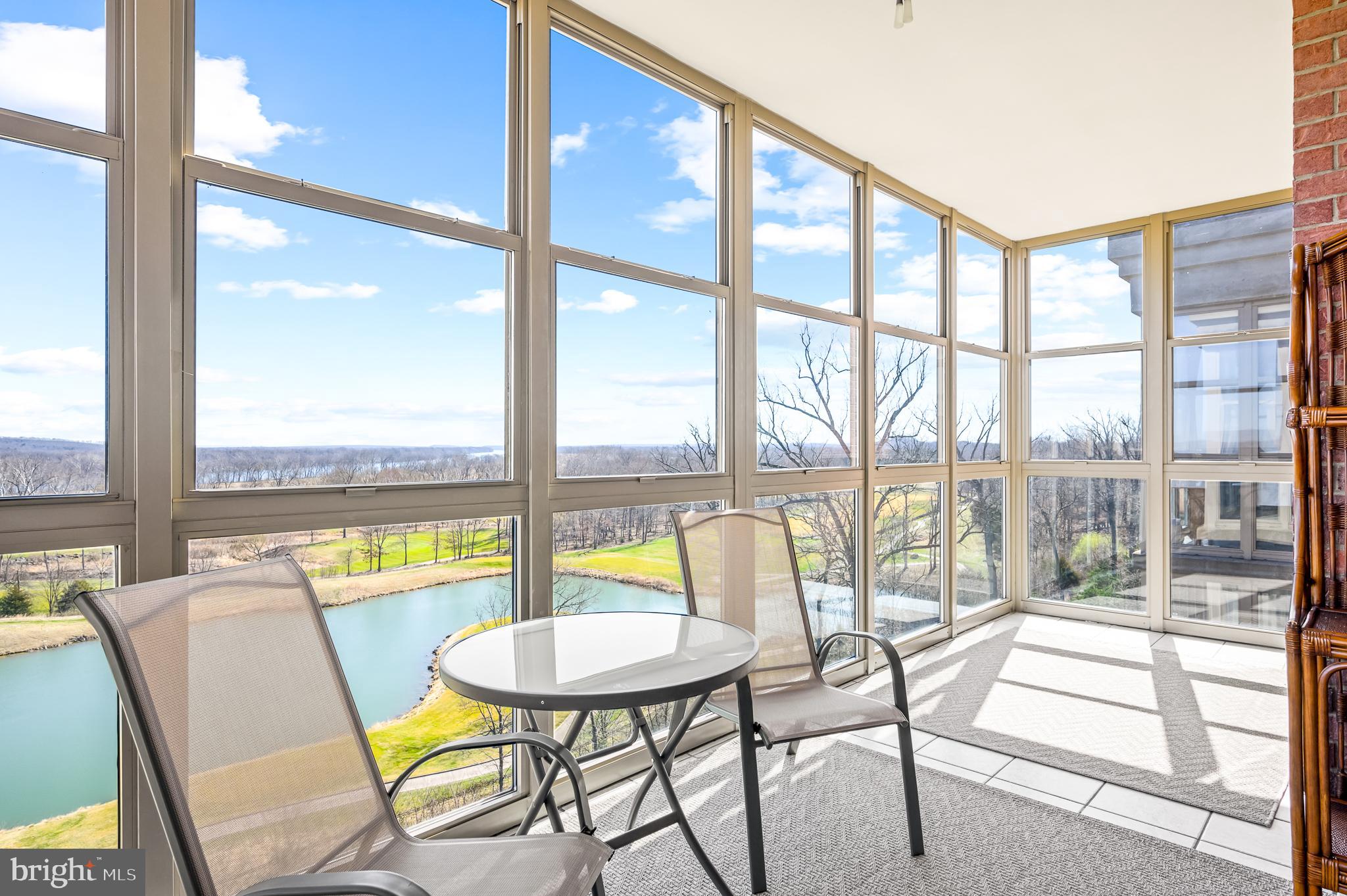 LANSDOWNE WOODS - Residential Lease