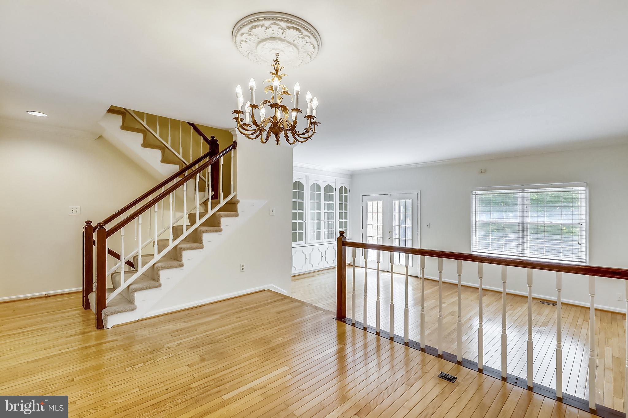 INVERNESS KNOLLS - Residential