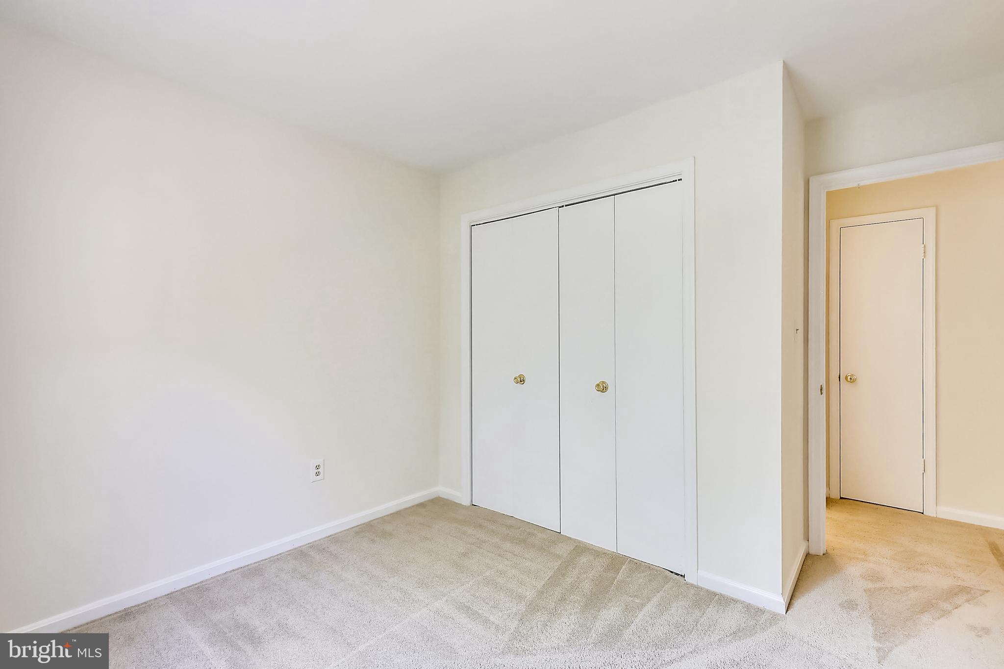 INVERNESS KNOLLS - Residential