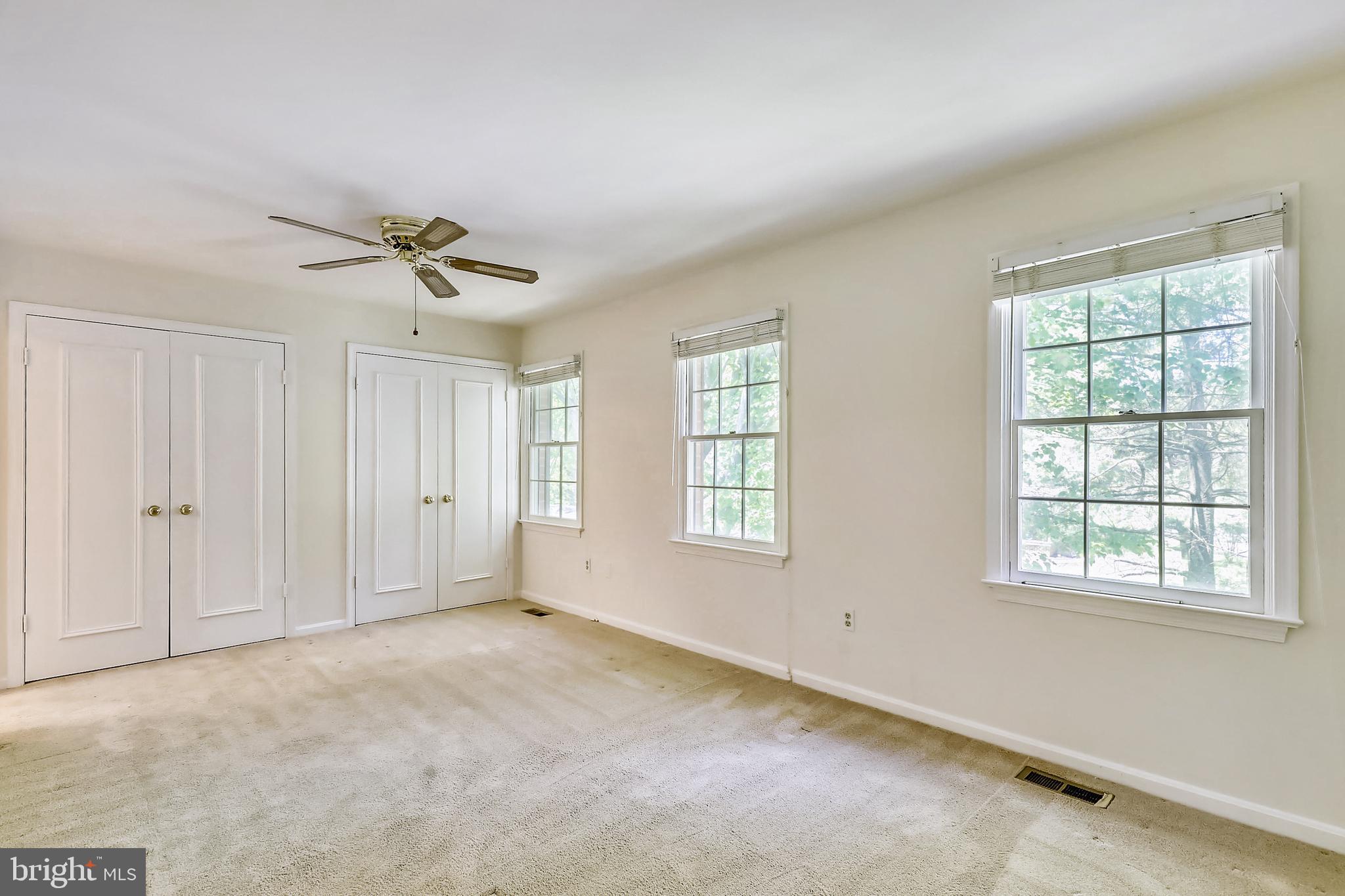 INVERNESS KNOLLS - Residential
