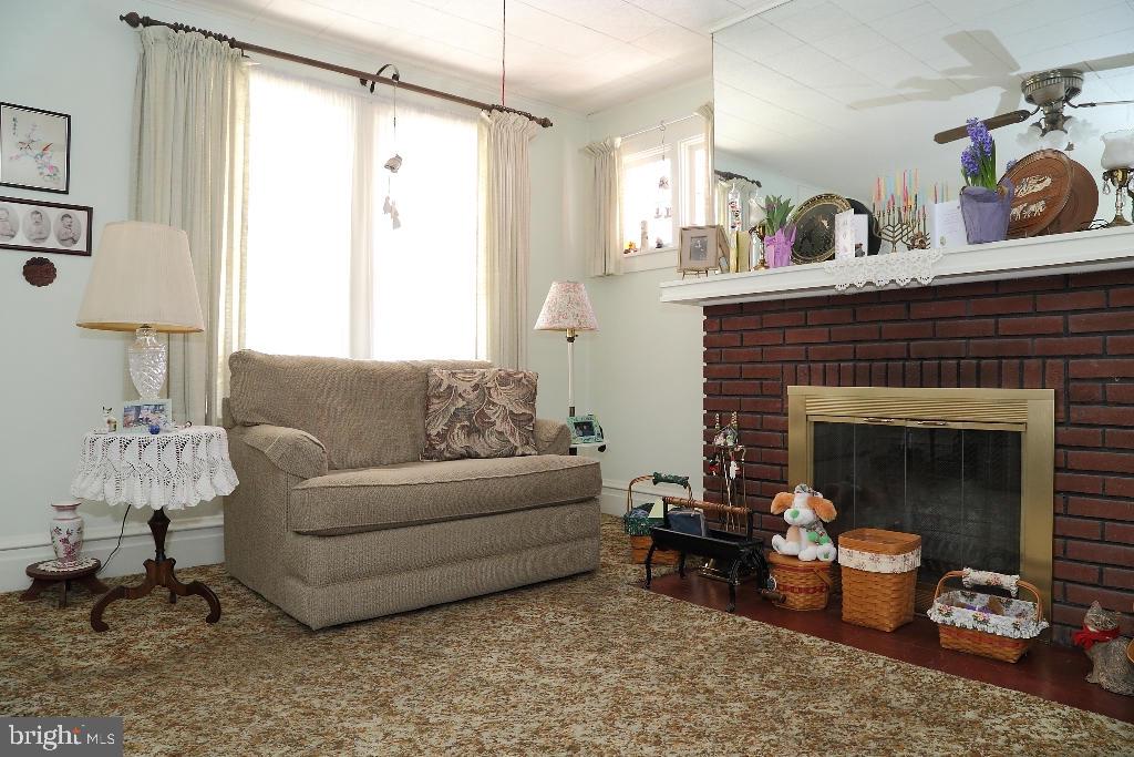 LANCASTER - Residential
