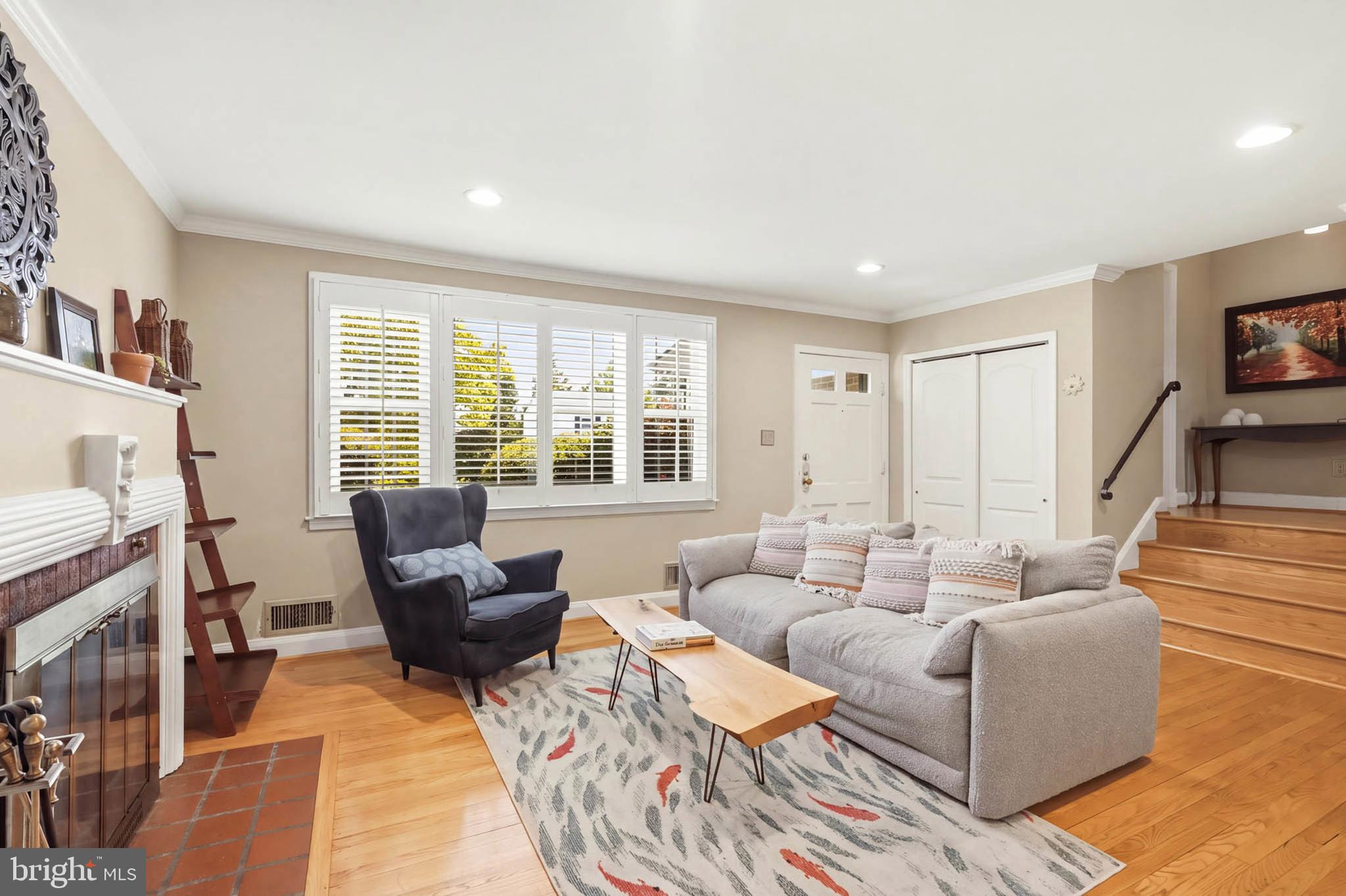 1930 ALTAVUE ROAD