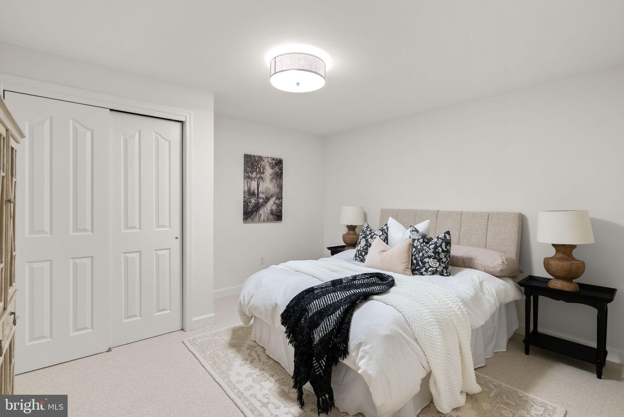 KINGSBRIDGE - Residential