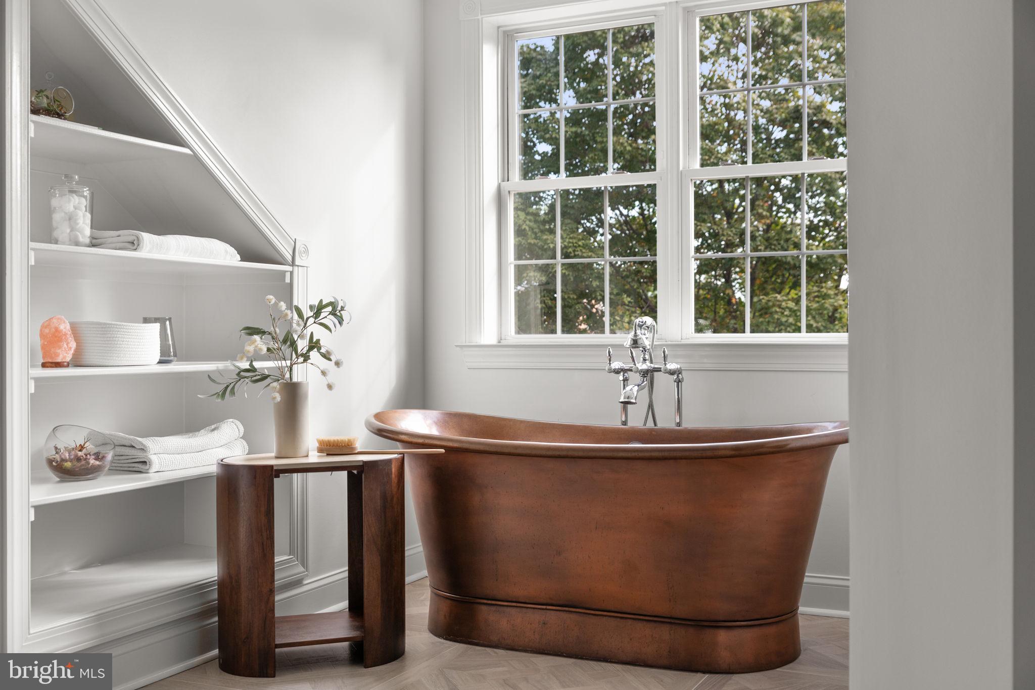 KINGSBRIDGE - Residential