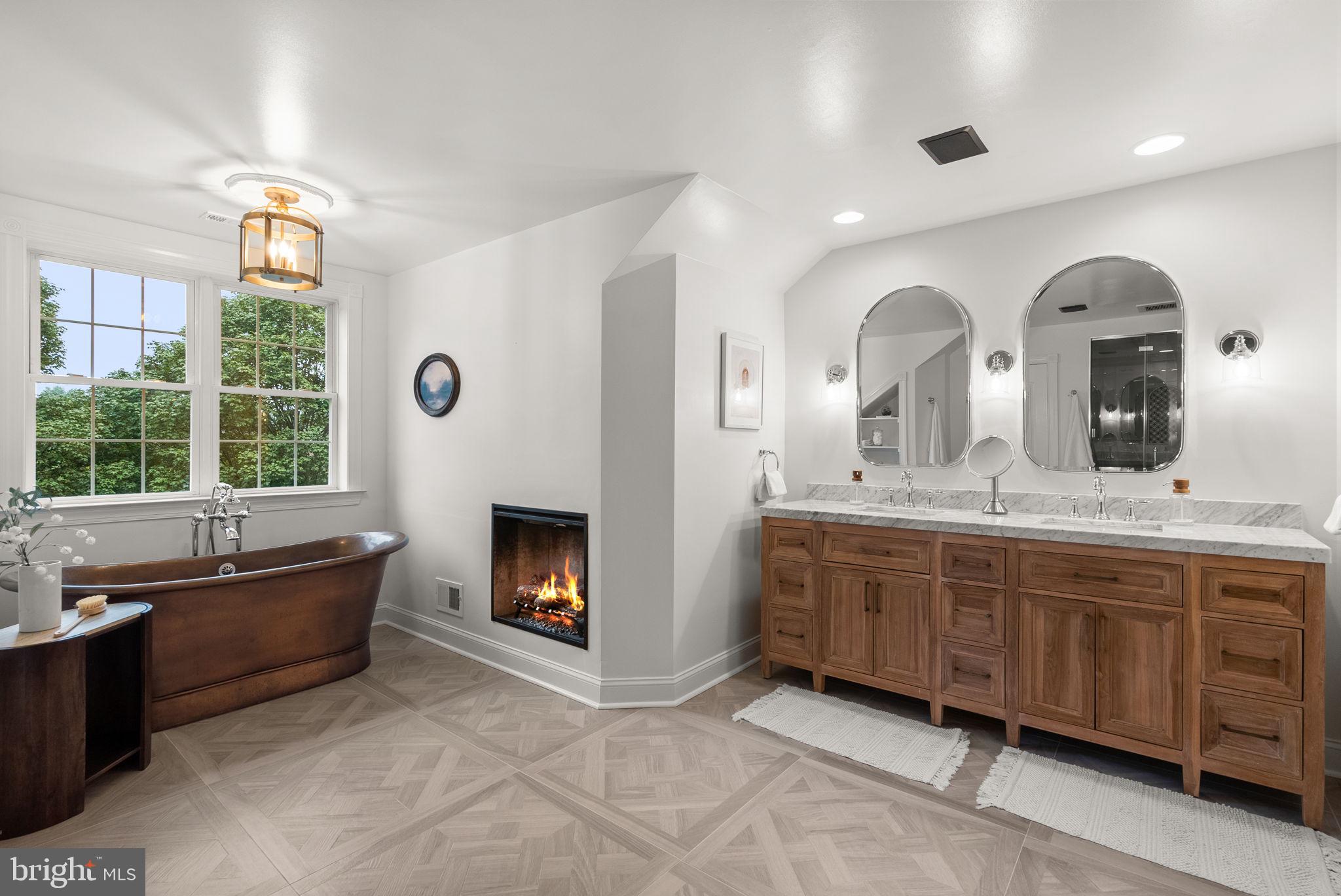 KINGSBRIDGE - Residential