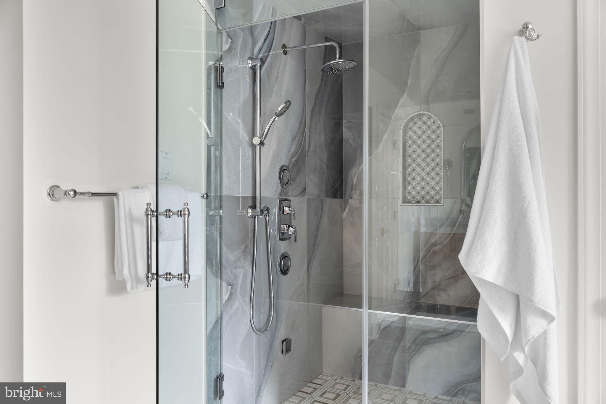 KINGSBRIDGE - Residential