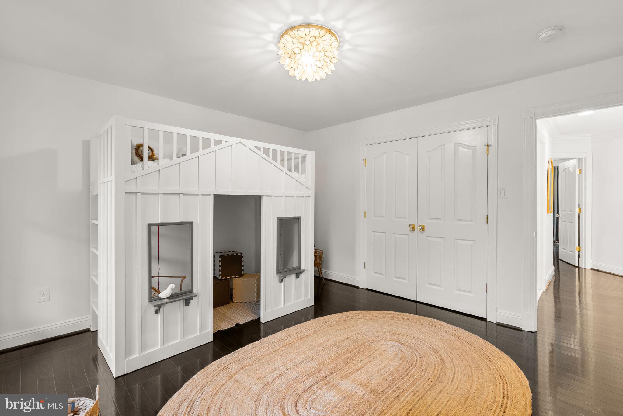 KINGSBRIDGE - Residential