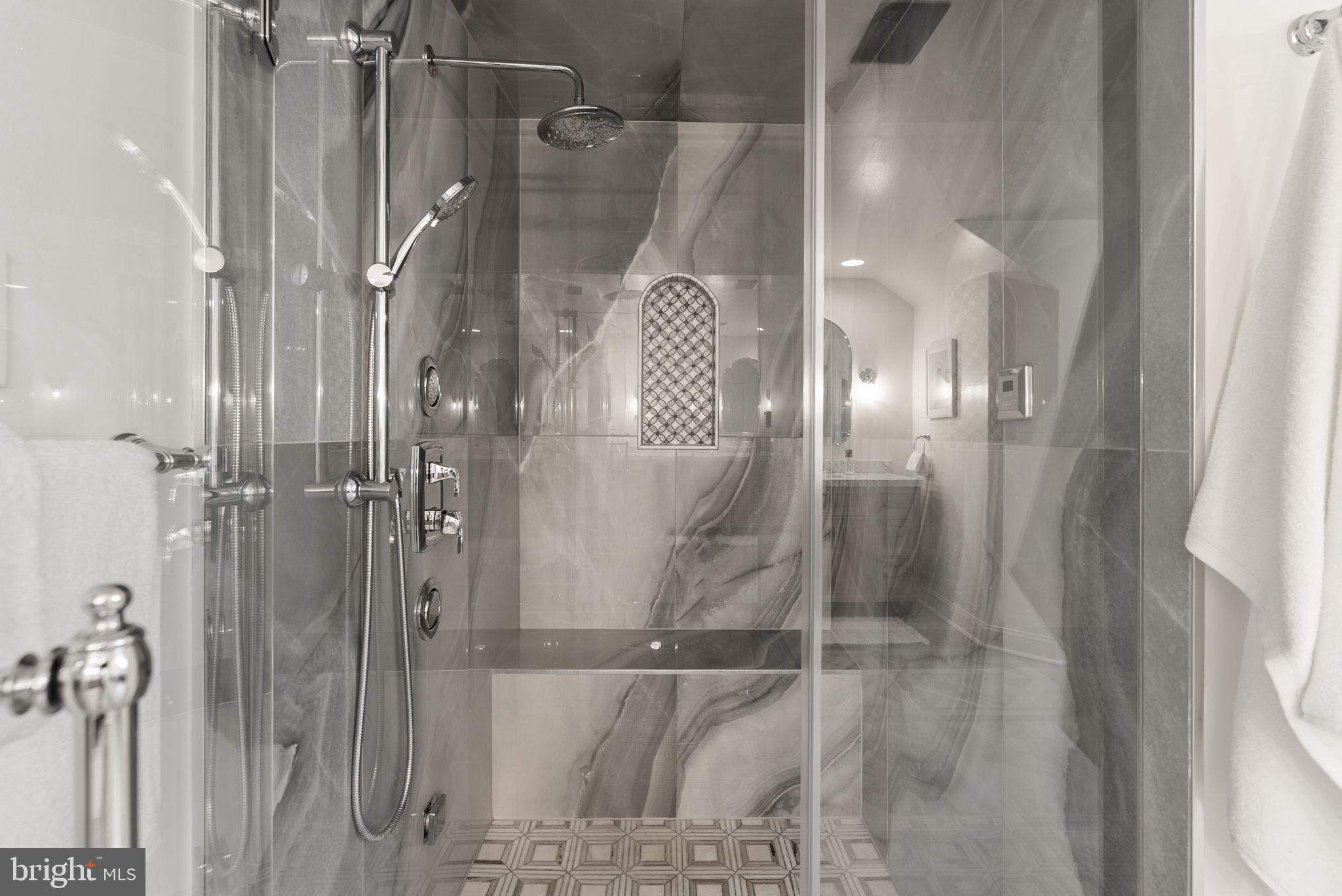 KINGSBRIDGE - Residential