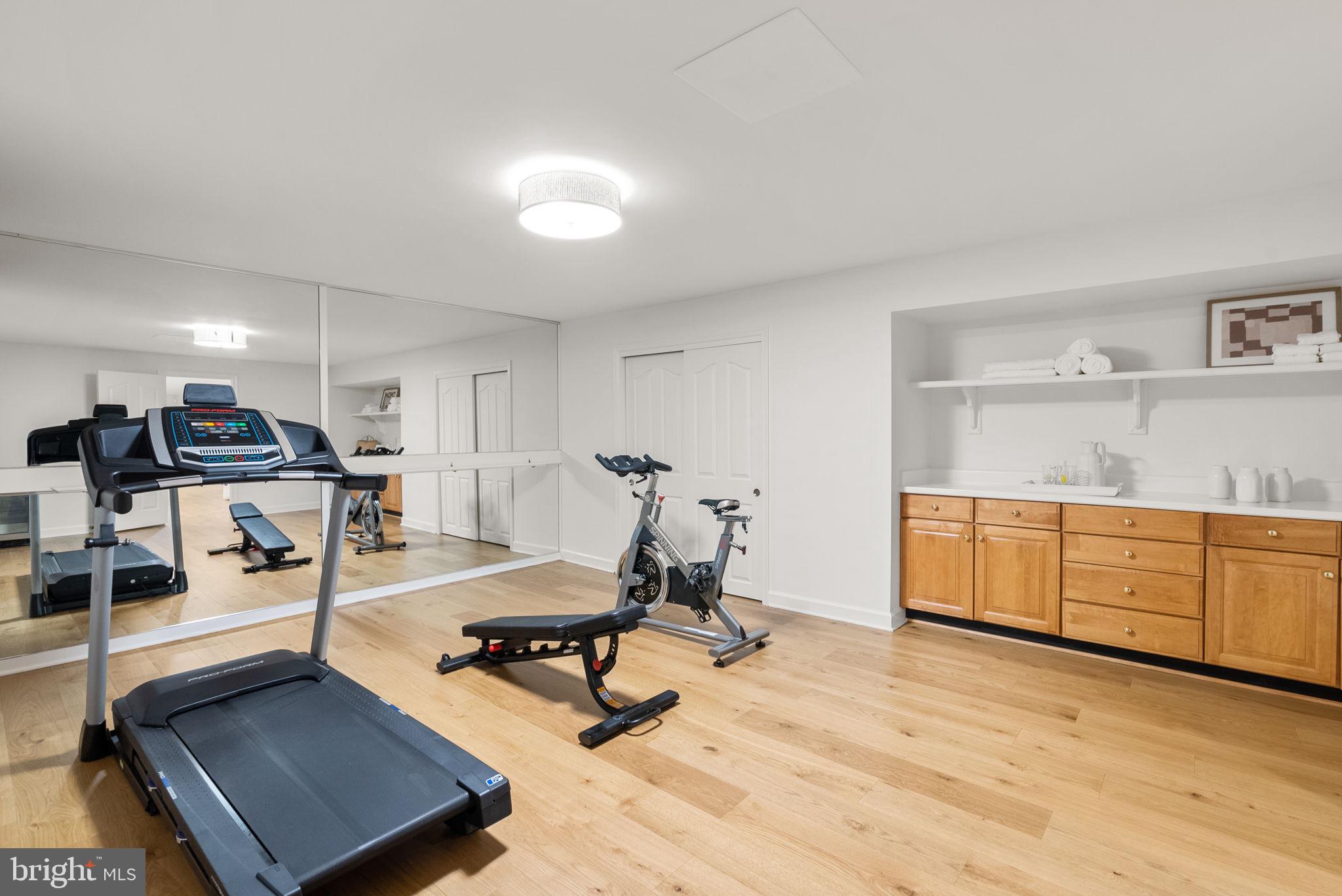 KINGSBRIDGE - Residential