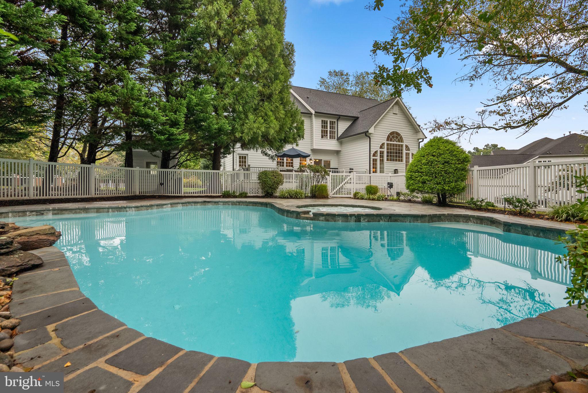 KINGSBRIDGE - Residential